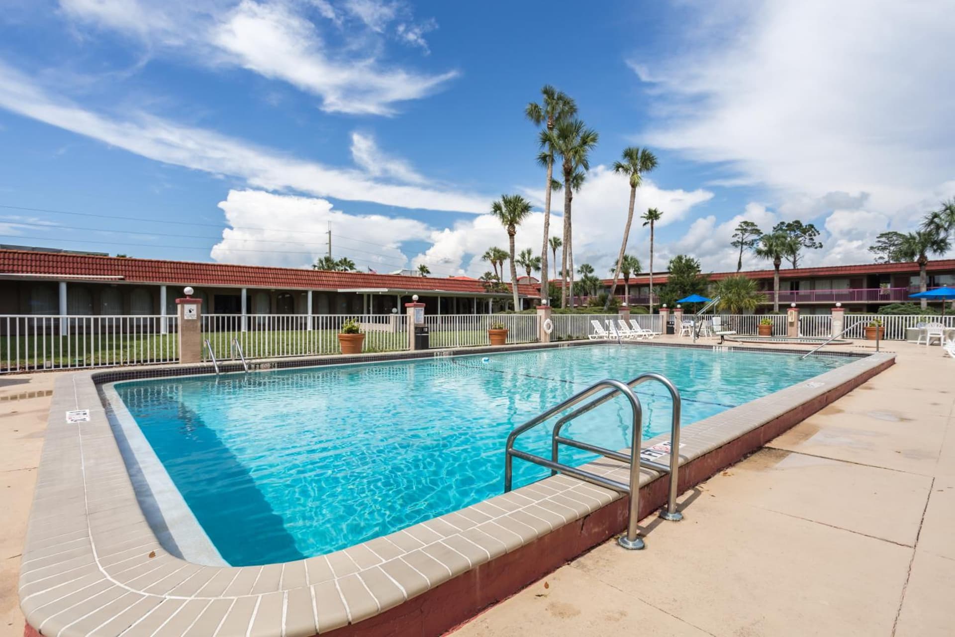 Motel 6-Spring Hill, FL - Weeki Wachee gallery photo in Weeki Wachee, FL — image 12