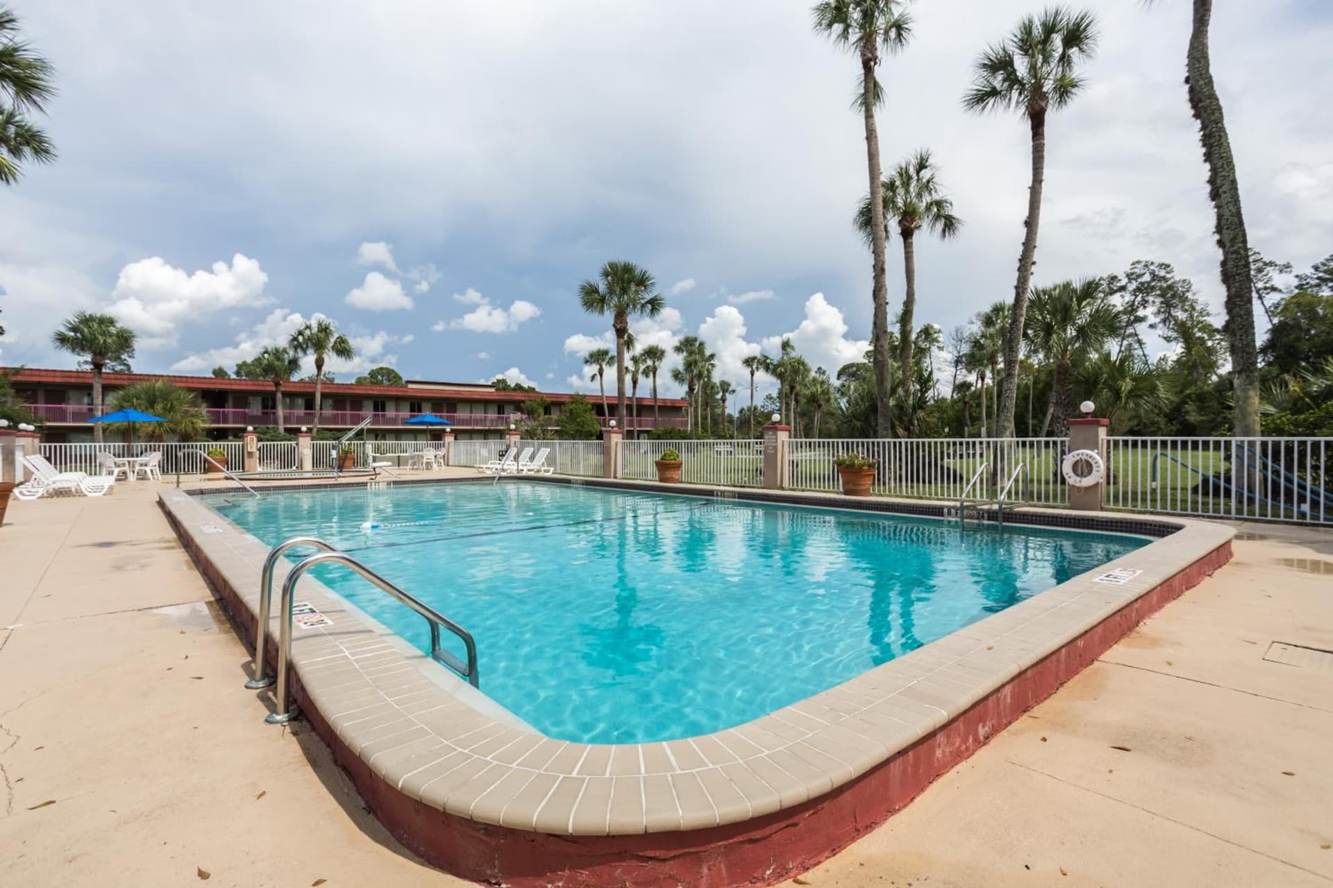 Motel 6-Spring Hill, FL - Weeki Wachee gallery photo in Weeki Wachee, FL — image 21
