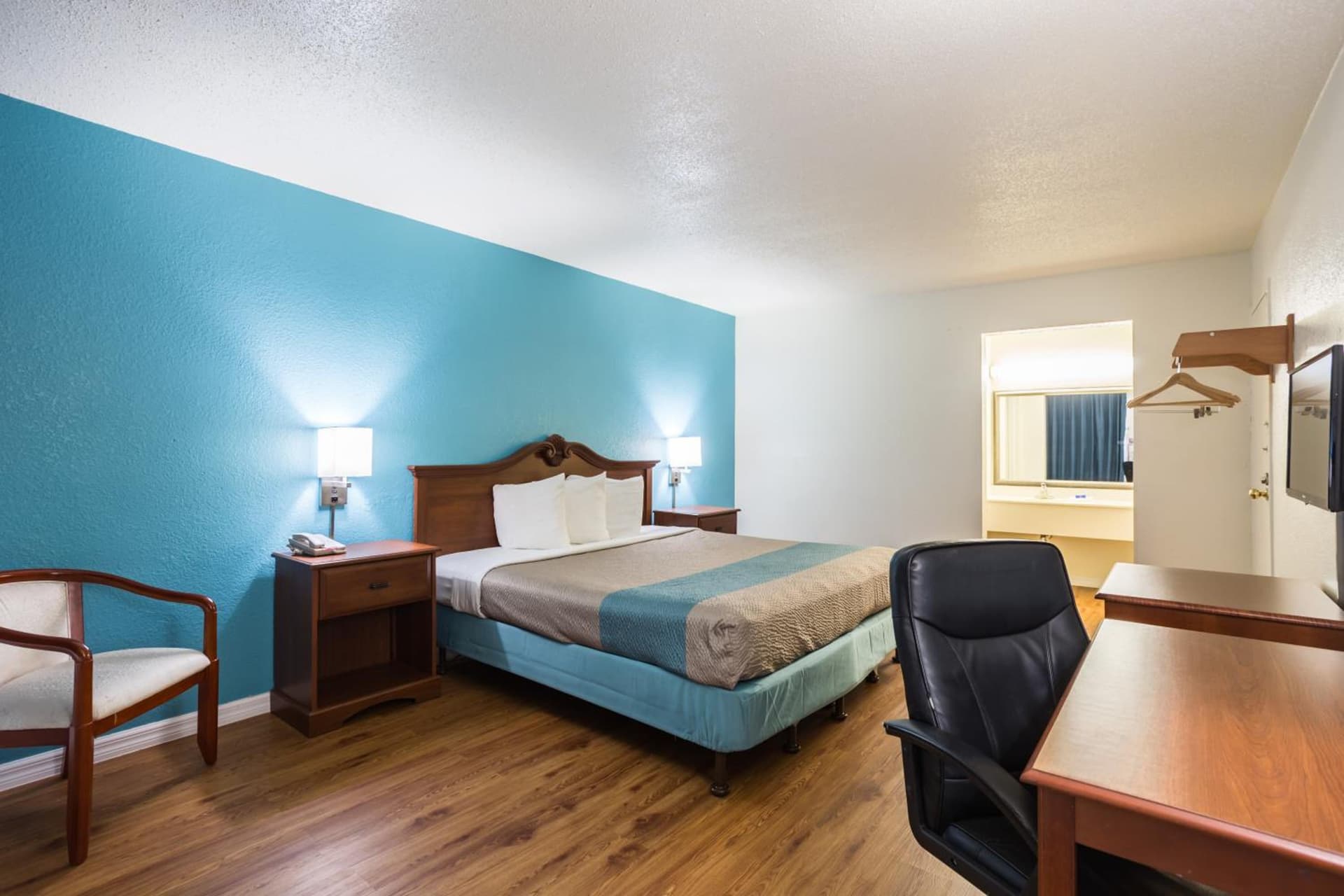 Motel 6-Spring Hill, FL - Weeki Wachee gallery photo in Weeki Wachee, FL — image 31