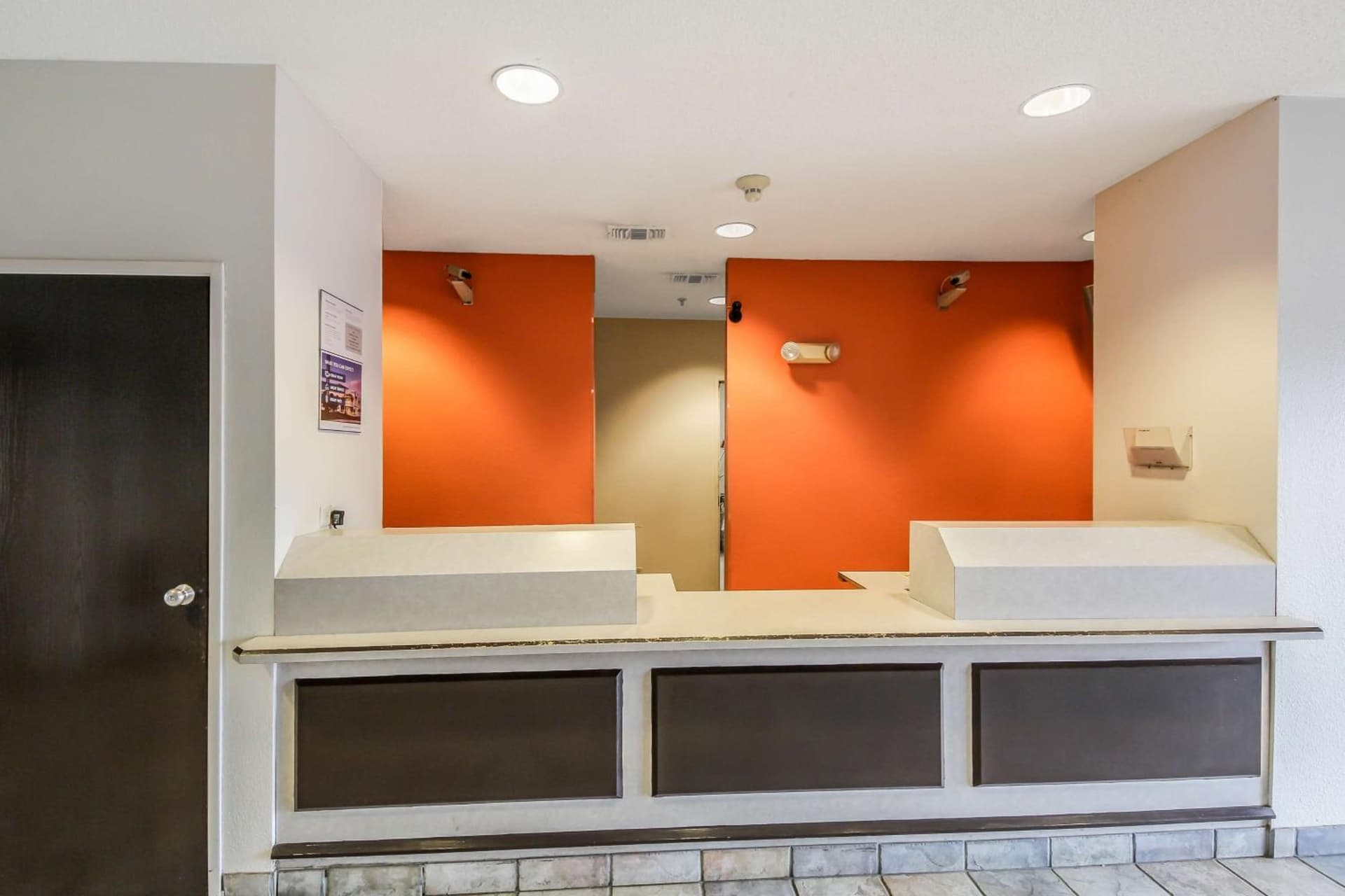 Motel 6 New Braunfels gallery photo in New Braunfels, TX — image 41