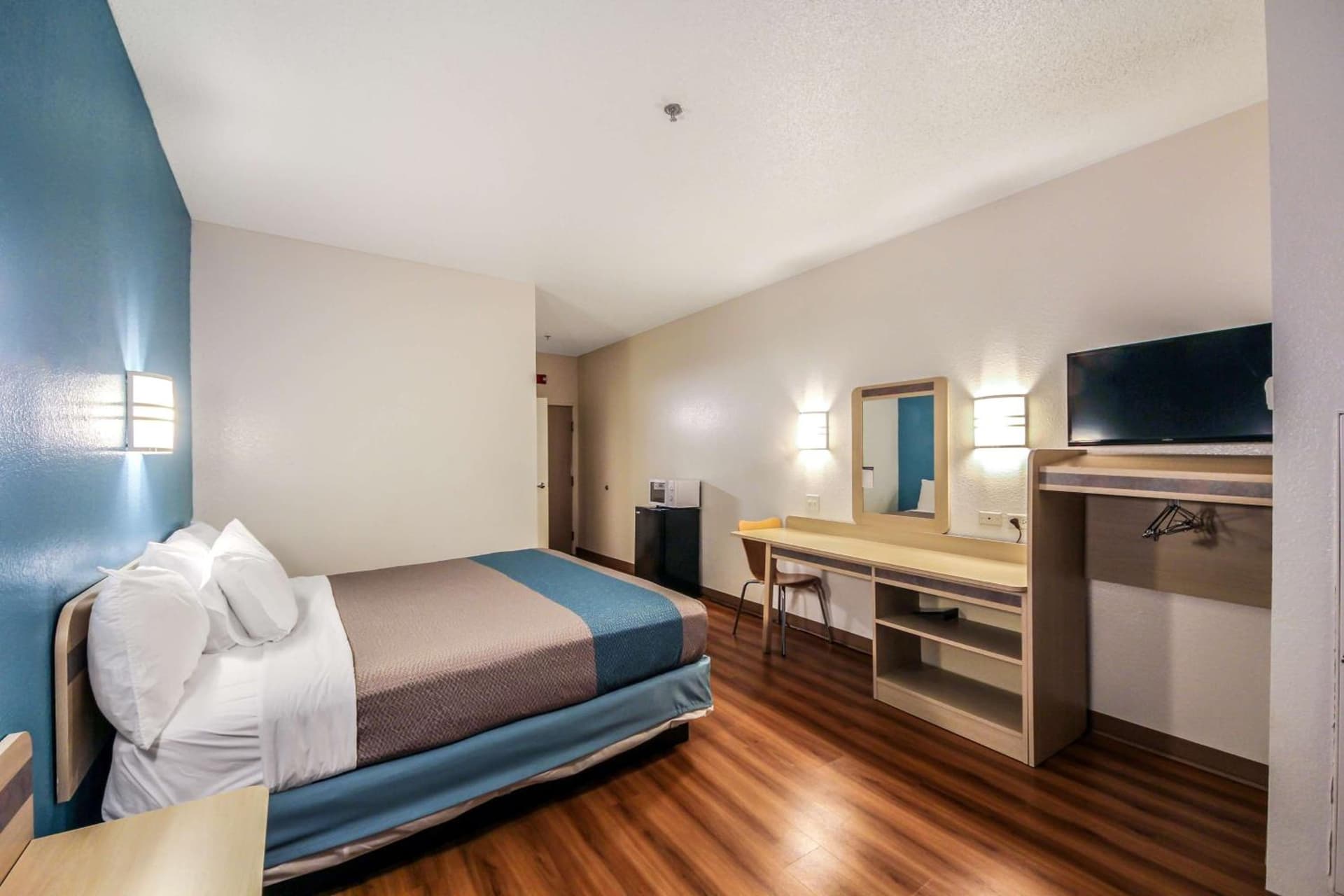 Motel 6 New Braunfels gallery photo in New Braunfels, TX — image 18
