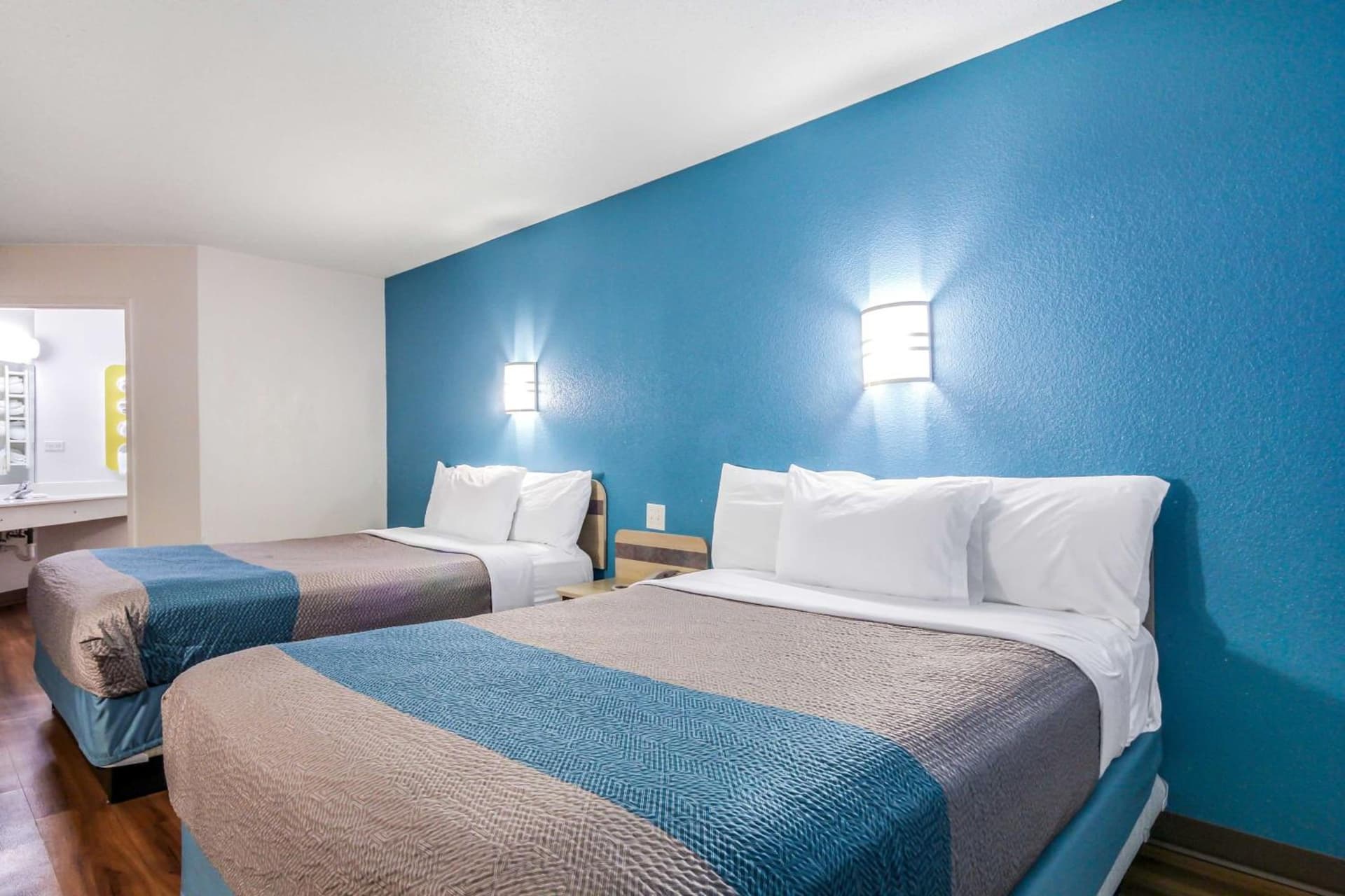 Motel 6 New Braunfels gallery photo in New Braunfels, TX — image 26