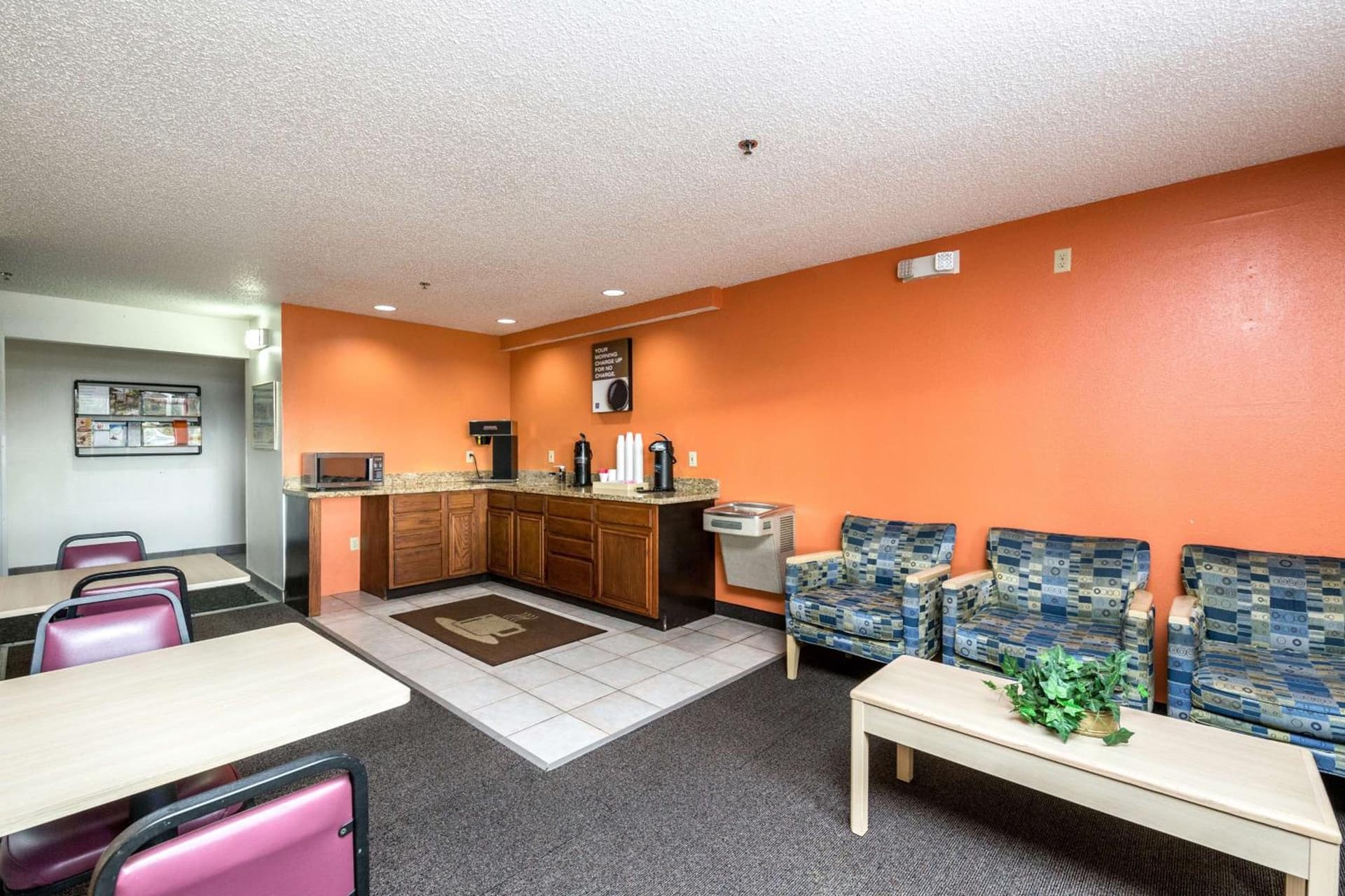 Motel 6-Waterloo, IA gallery photo in Waterloo, IA — image 32