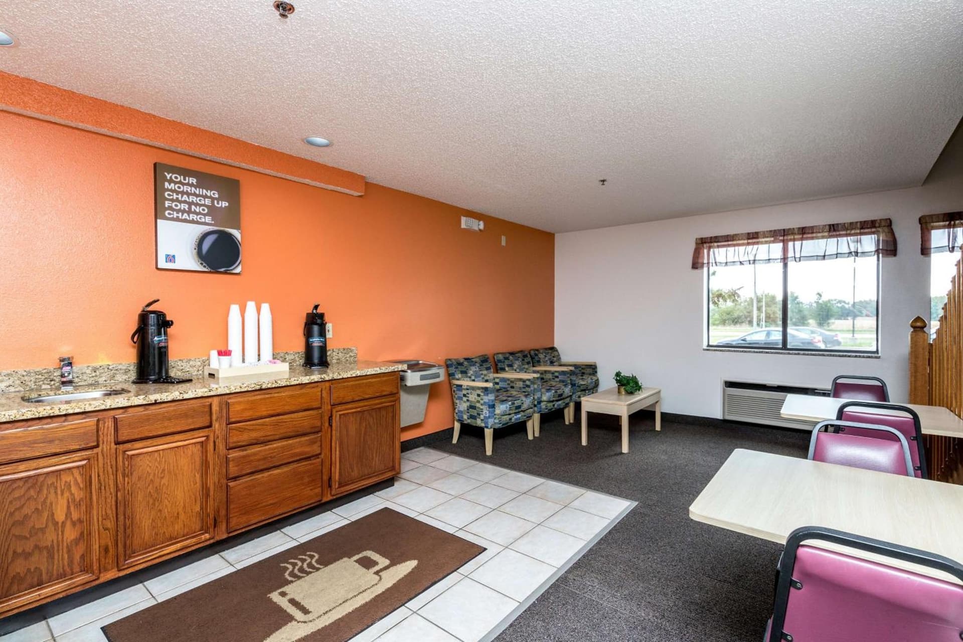 Motel 6-Waterloo, IA gallery photo in Waterloo, IA — image 43