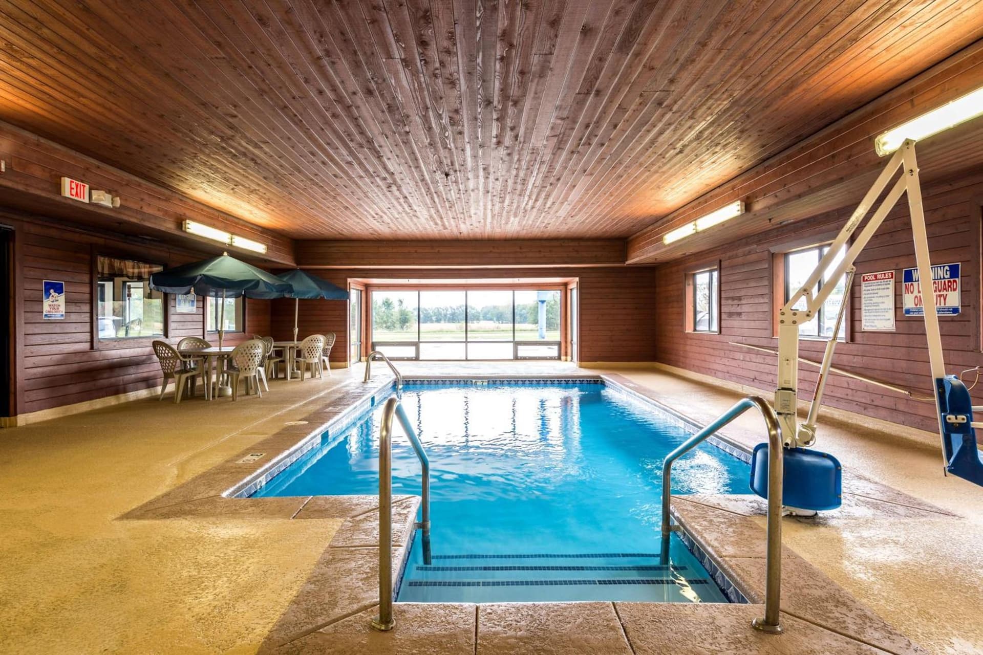 Motel 6-Waterloo, IA gallery photo in Waterloo, IA — image 22