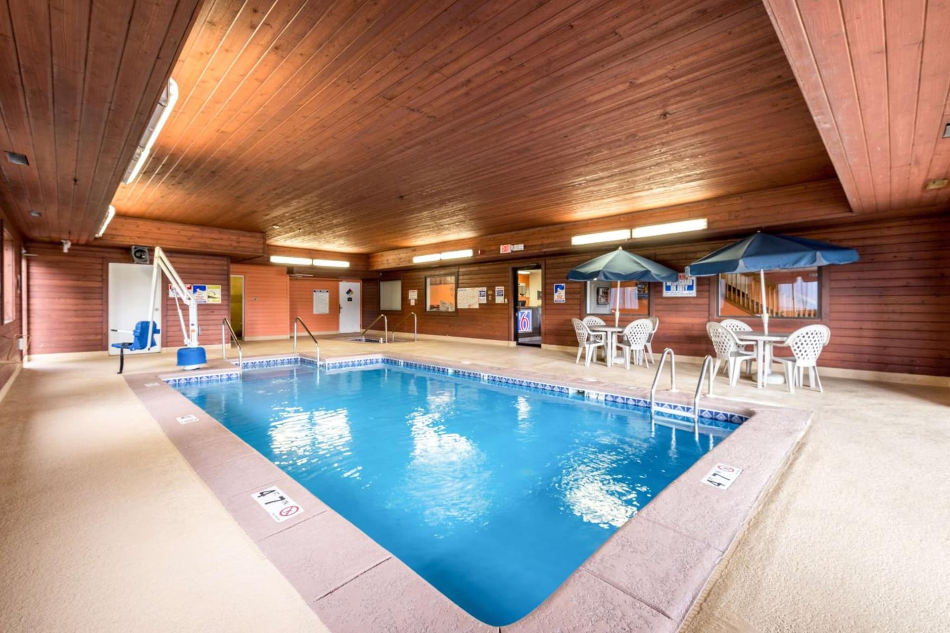 Motel 6-Waterloo, IA gallery photo in Waterloo, IA — image 42