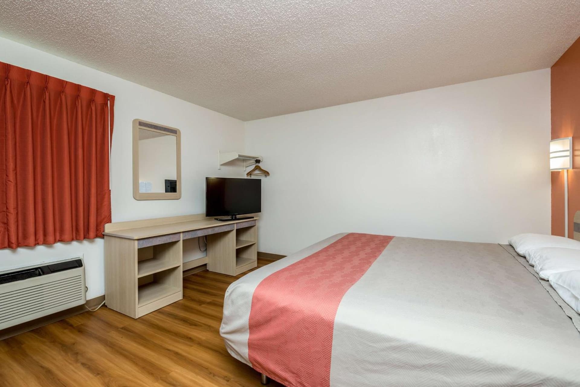 Motel 6-Waterloo, IA gallery photo in Waterloo, IA — image 29