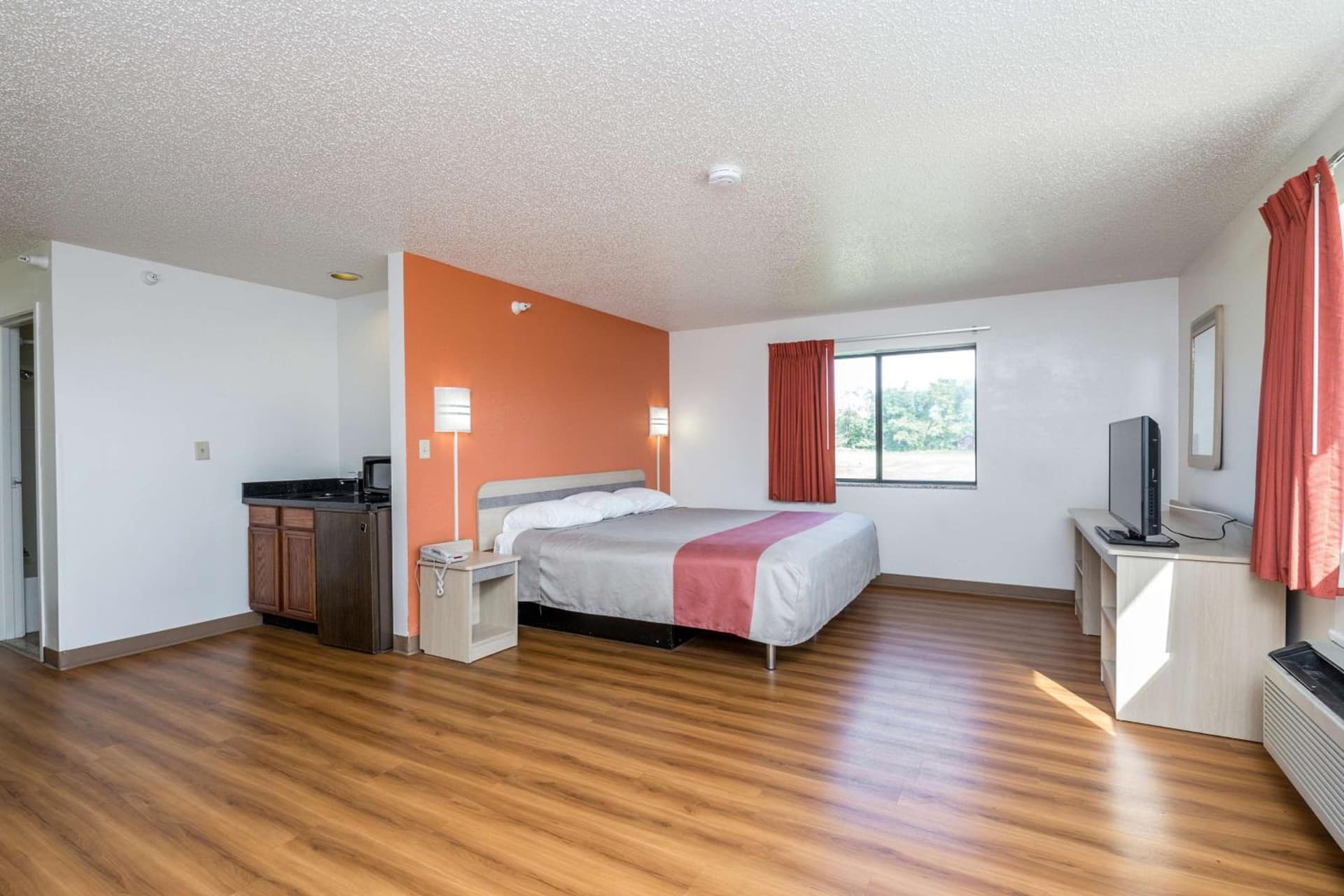Motel 6-Waterloo, IA gallery photo in Waterloo, IA — image 21
