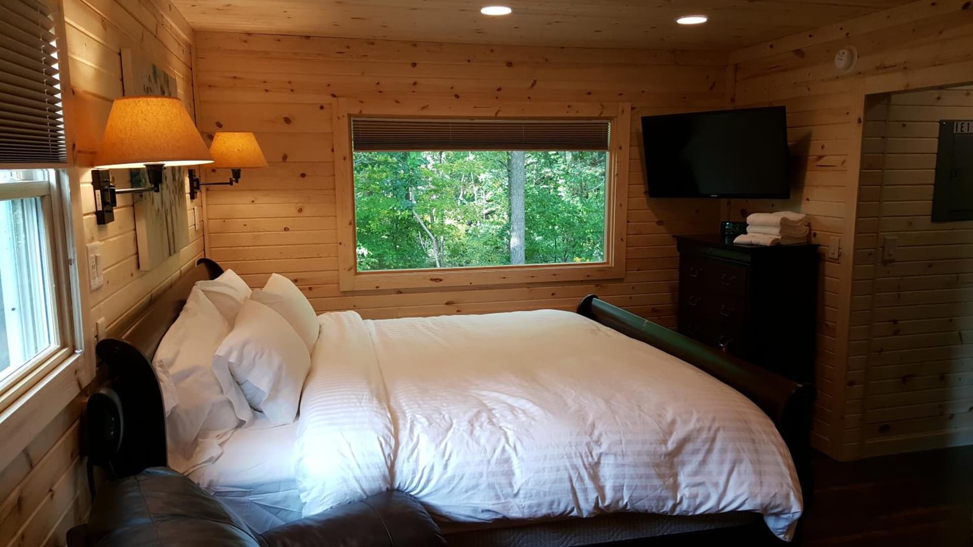 Brook Pointe Resort gallery photo in Syracuse, IN — image 24