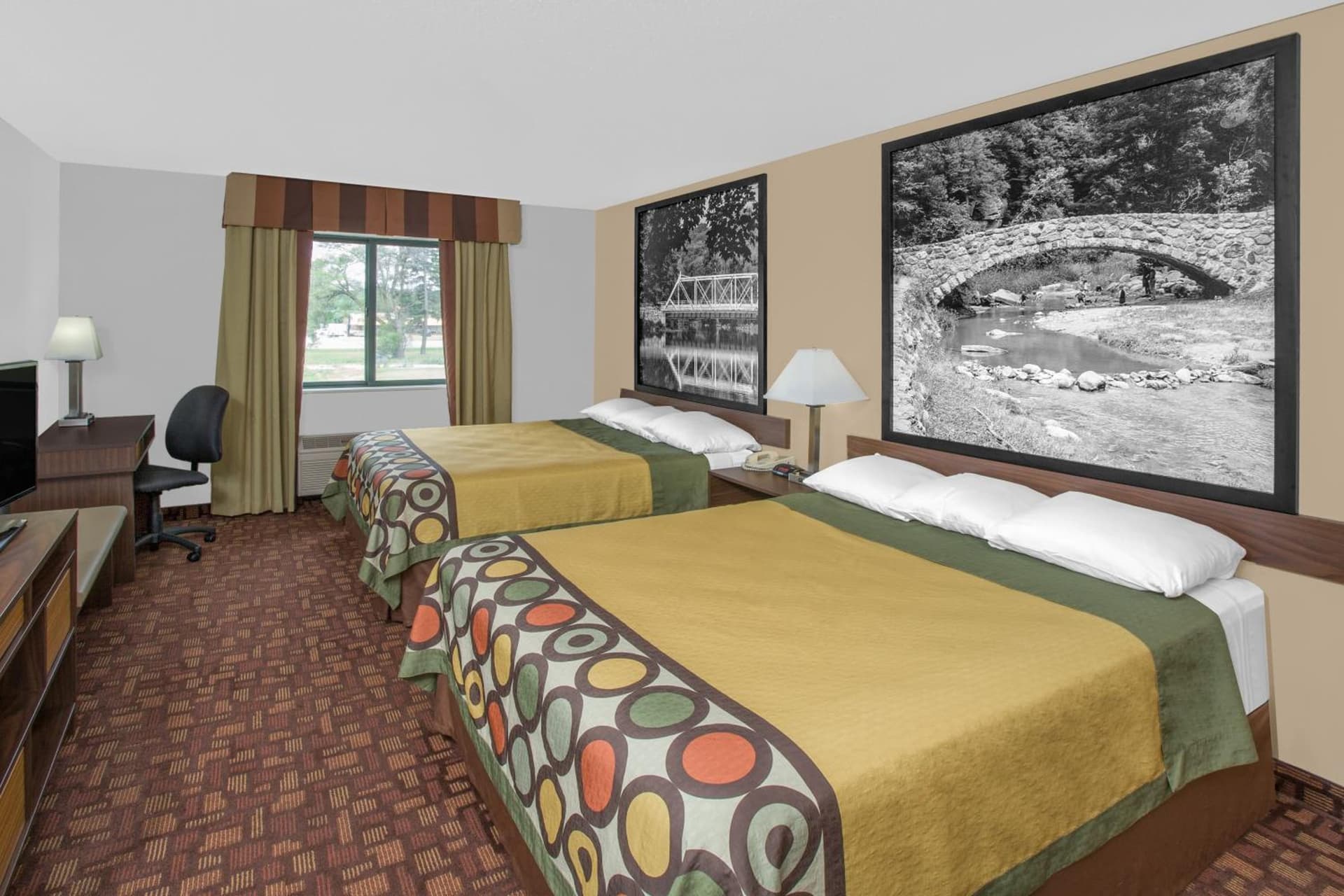 Super 8 by Wyndham Three Rivers gallery photo in Three Rivers, MI — image 28