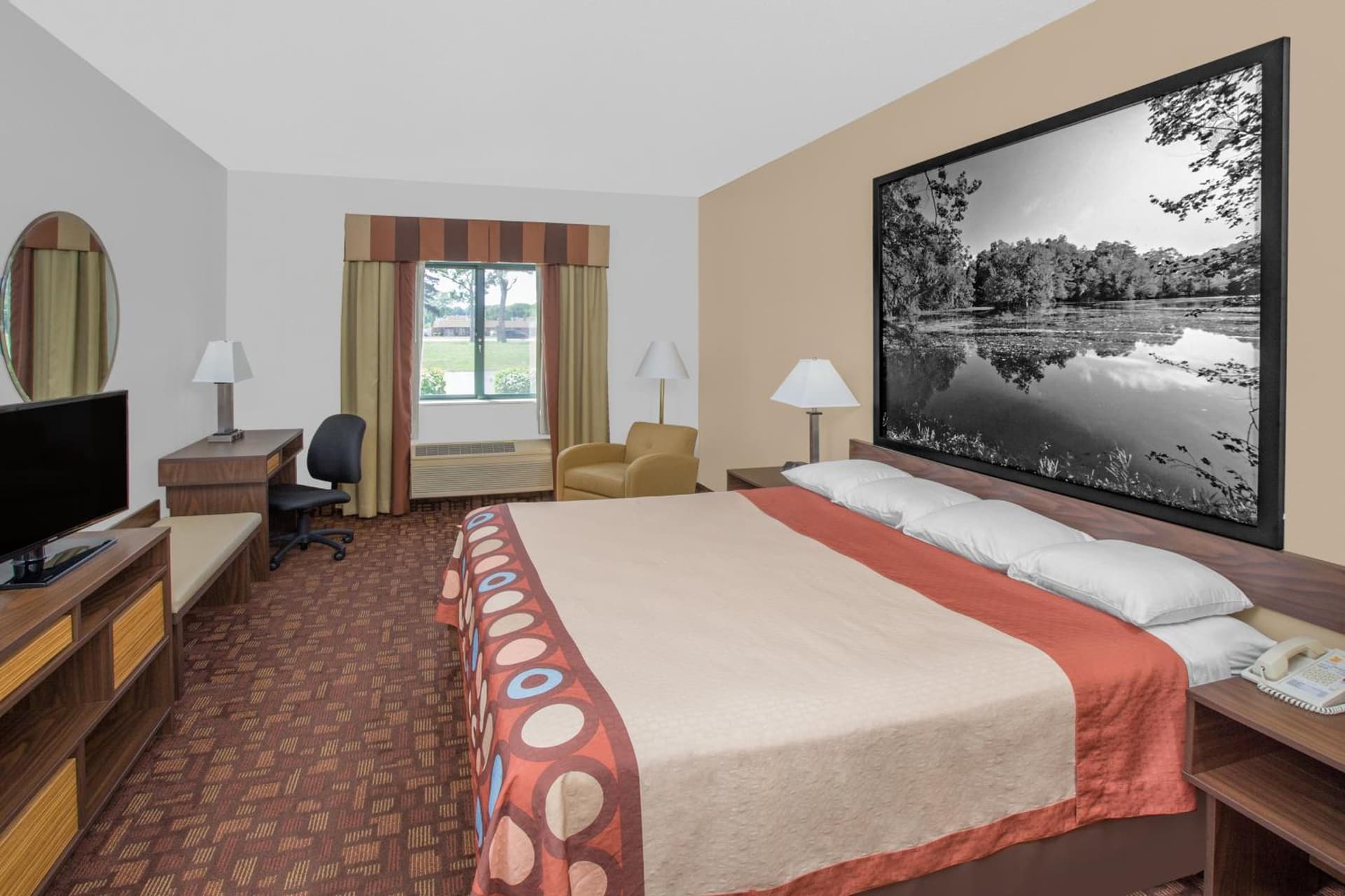 Super 8 by Wyndham Three Rivers gallery photo in Three Rivers, MI — image 6