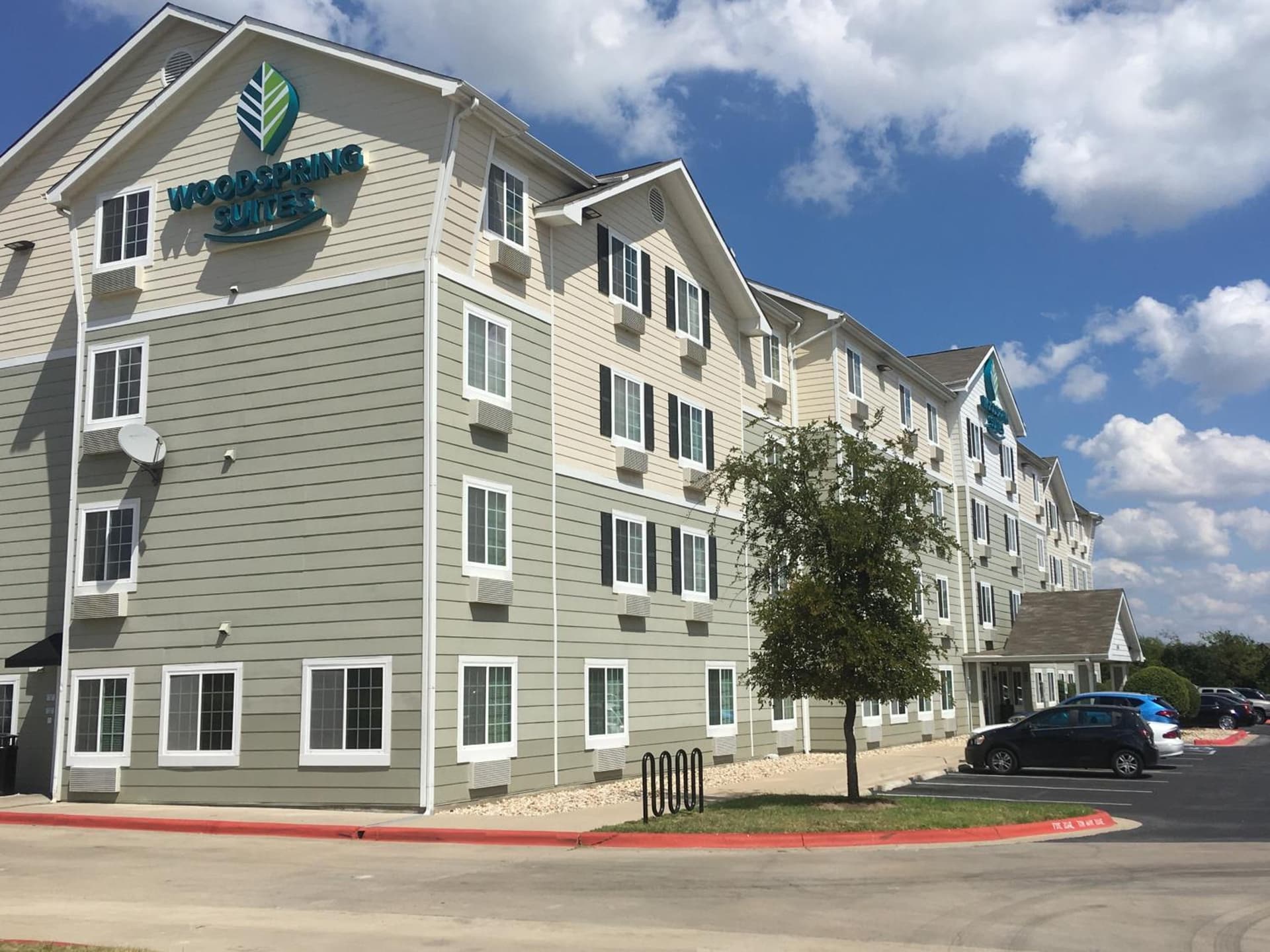 Baymont by Wyndham Dickinson featured exterior or lobby in Dickinson, ND — similar hotel