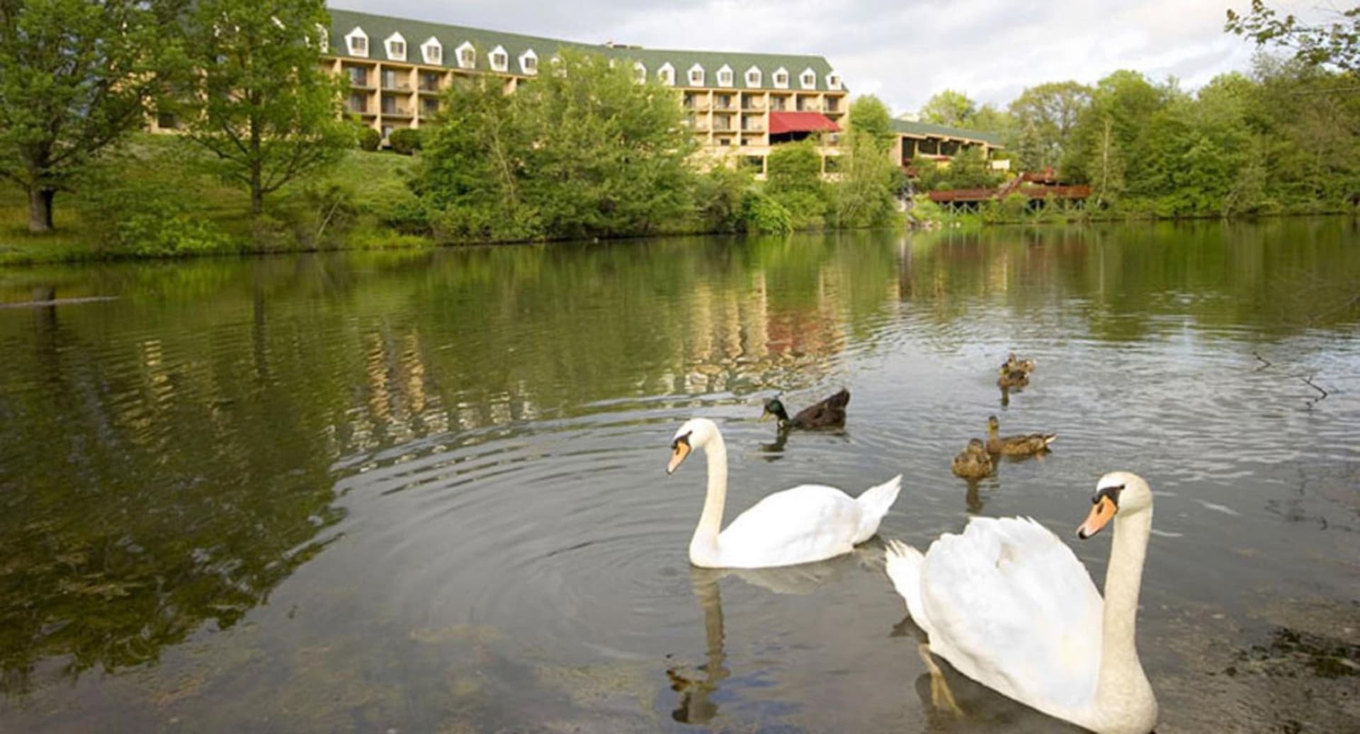 Chateau Resort & Conference Center featured exterior or lobby in Tannersville — similar hotel