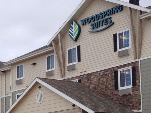 Suburban Studios featured exterior or lobby in Watford City, ND — similar hotel