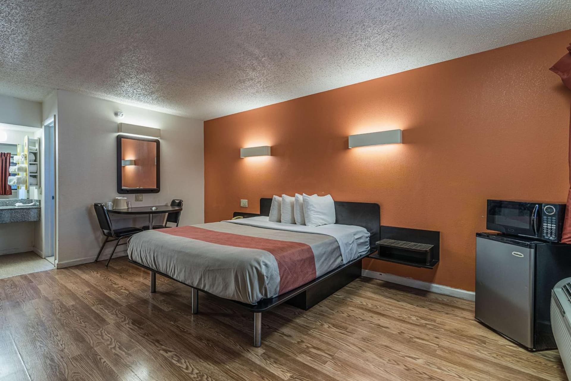 MOTEL 6 - Albany, NY - Airport gallery photo in Albany, NY — image 13