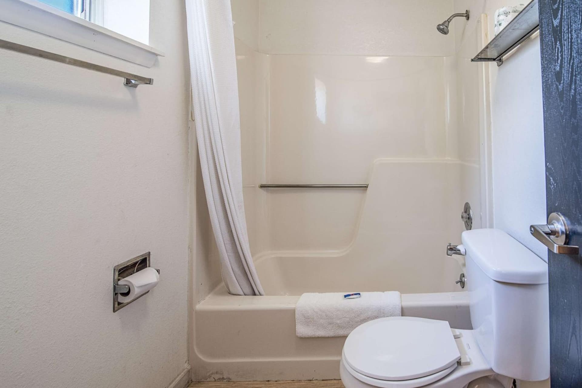 MOTEL 6 - Albany, NY - Airport gallery photo in Albany, NY — image 31