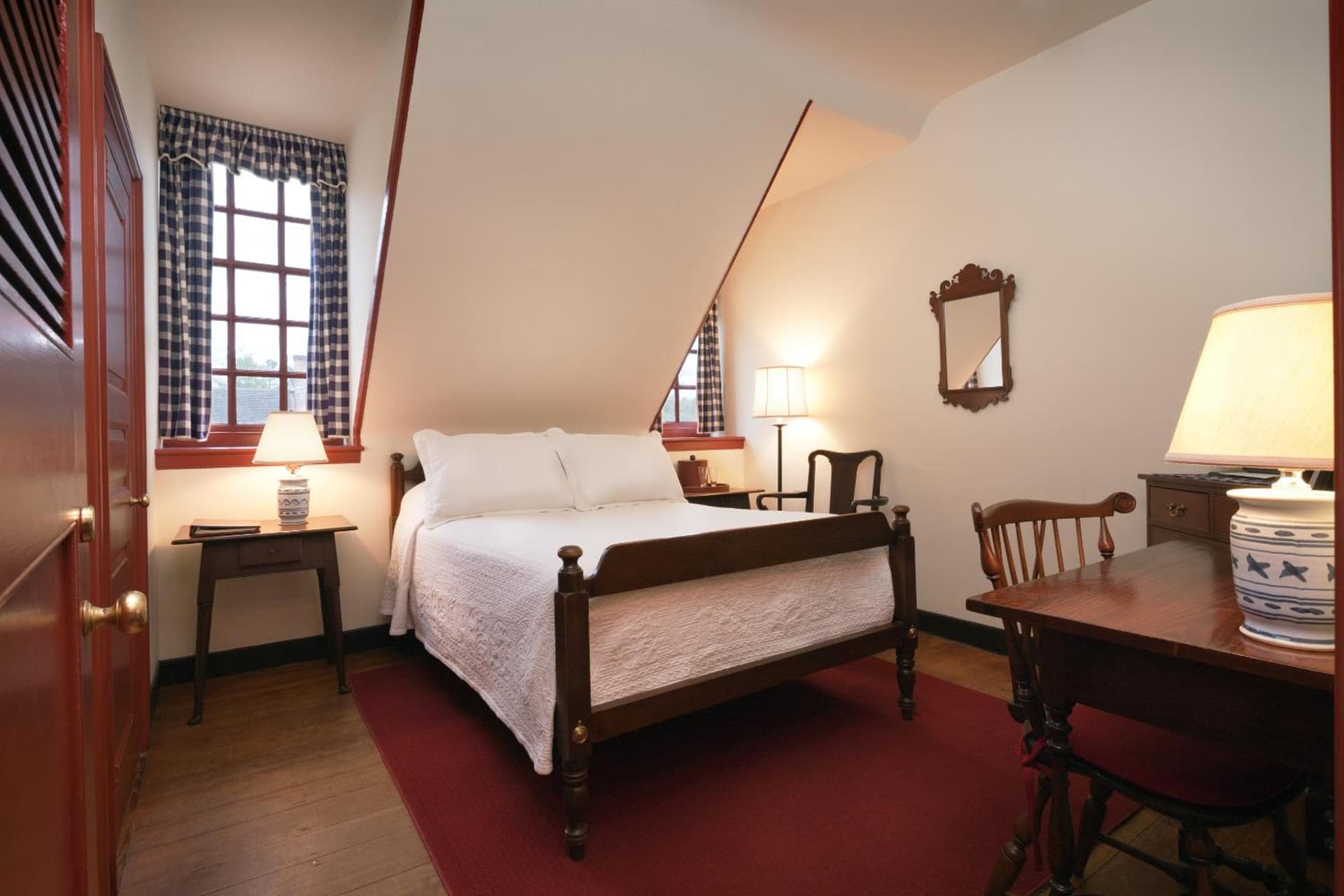 Colonial Houses, an official Colonial Williamsburg Hotel gallery photo in Williamsburg, VA — image 104