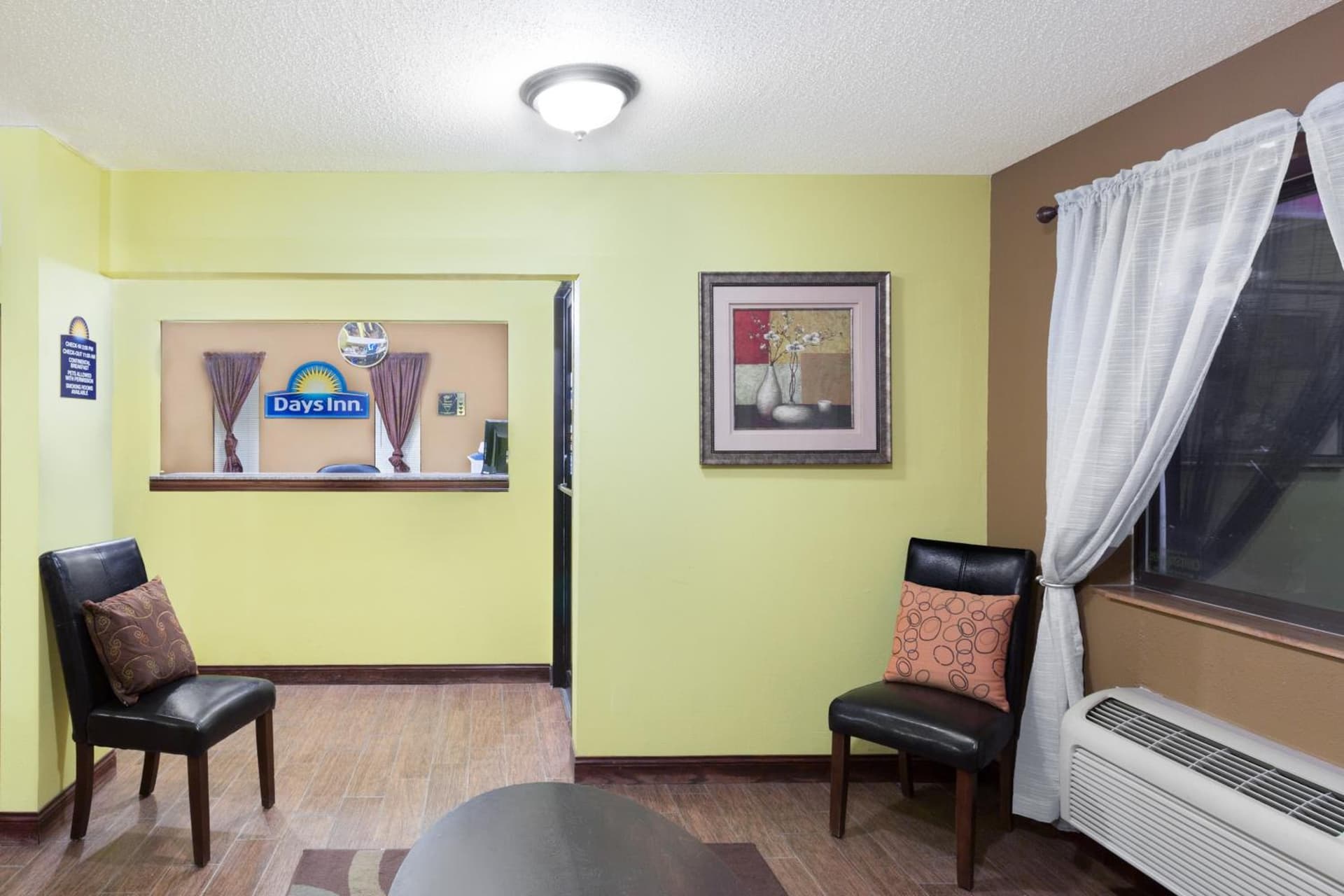 Econo Lodge Inn & Suites Yankton featured exterior or lobby in Yankton, SD — similar hotel