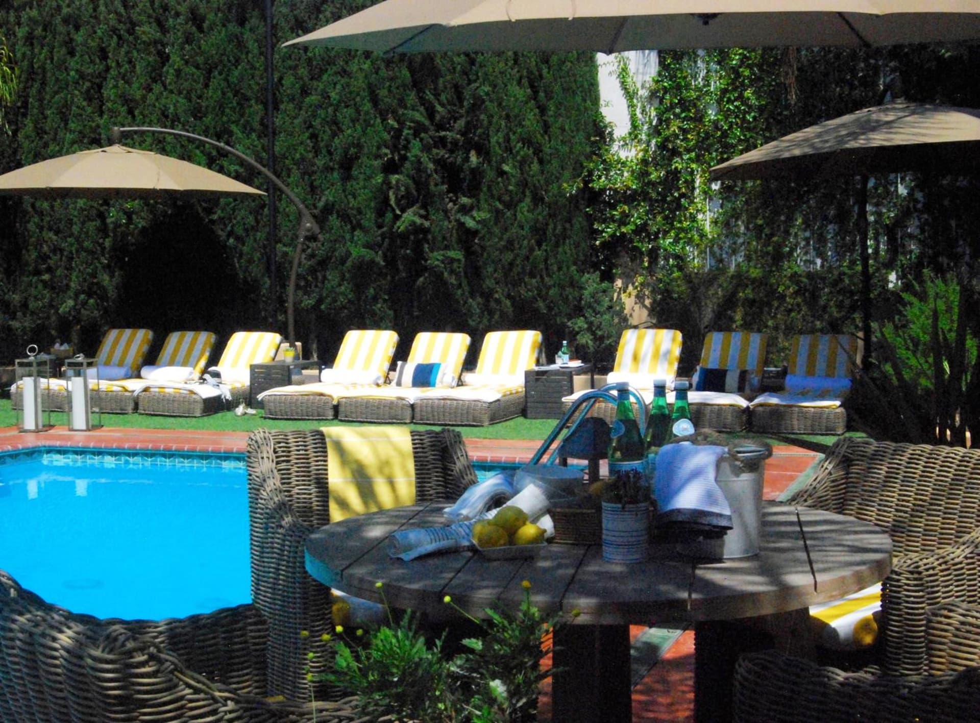 Hollywood Hotel property views in Los Angeles, CA — gallery photo 3