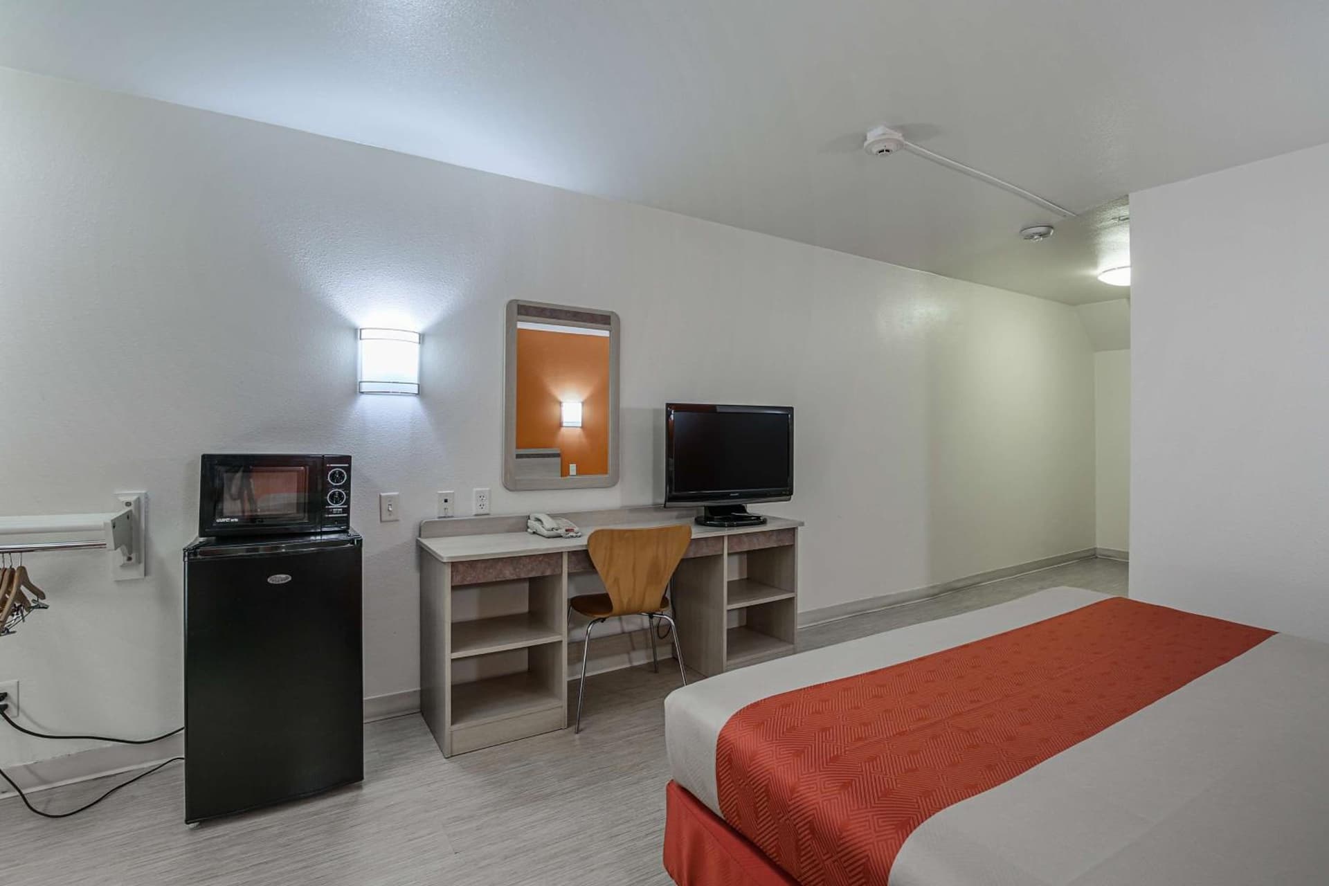 Motel 6-Pasadena, TX gallery photo in Pasadena, TX — image 12