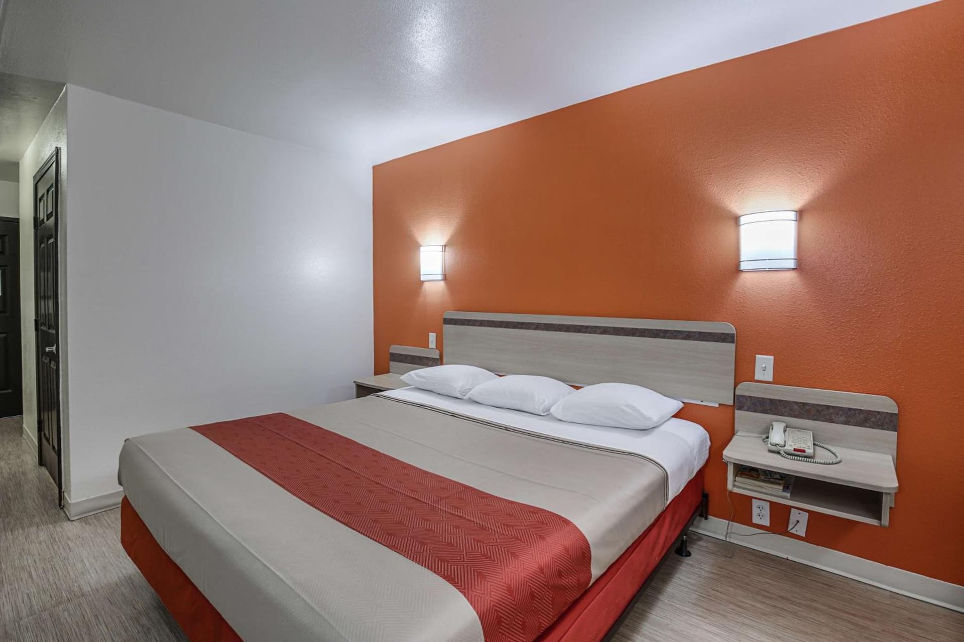 Motel 6-Pasadena, TX gallery photo in Pasadena, TX — image 17