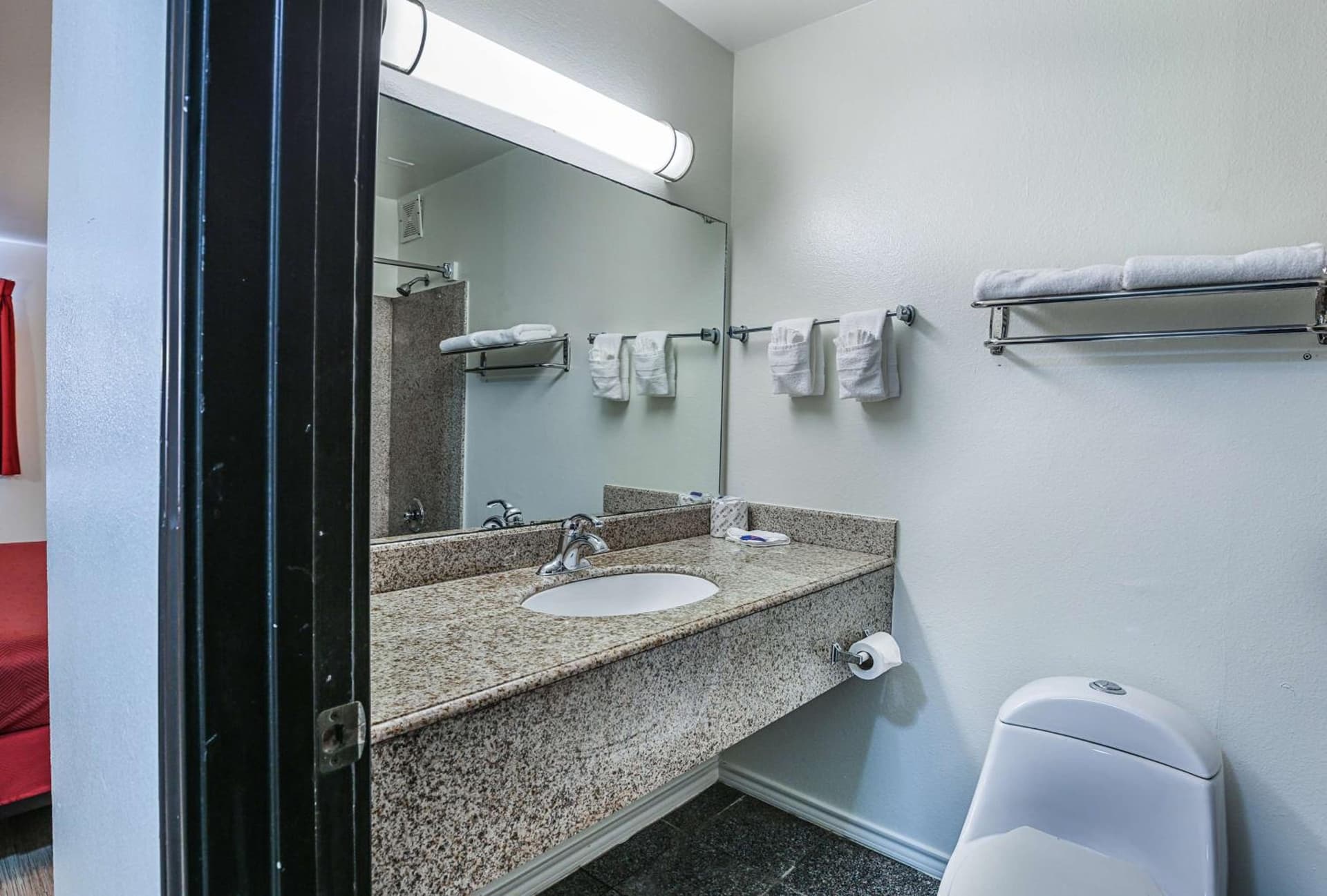 Motel 6-Pasadena, TX gallery photo in Pasadena, TX — image 11