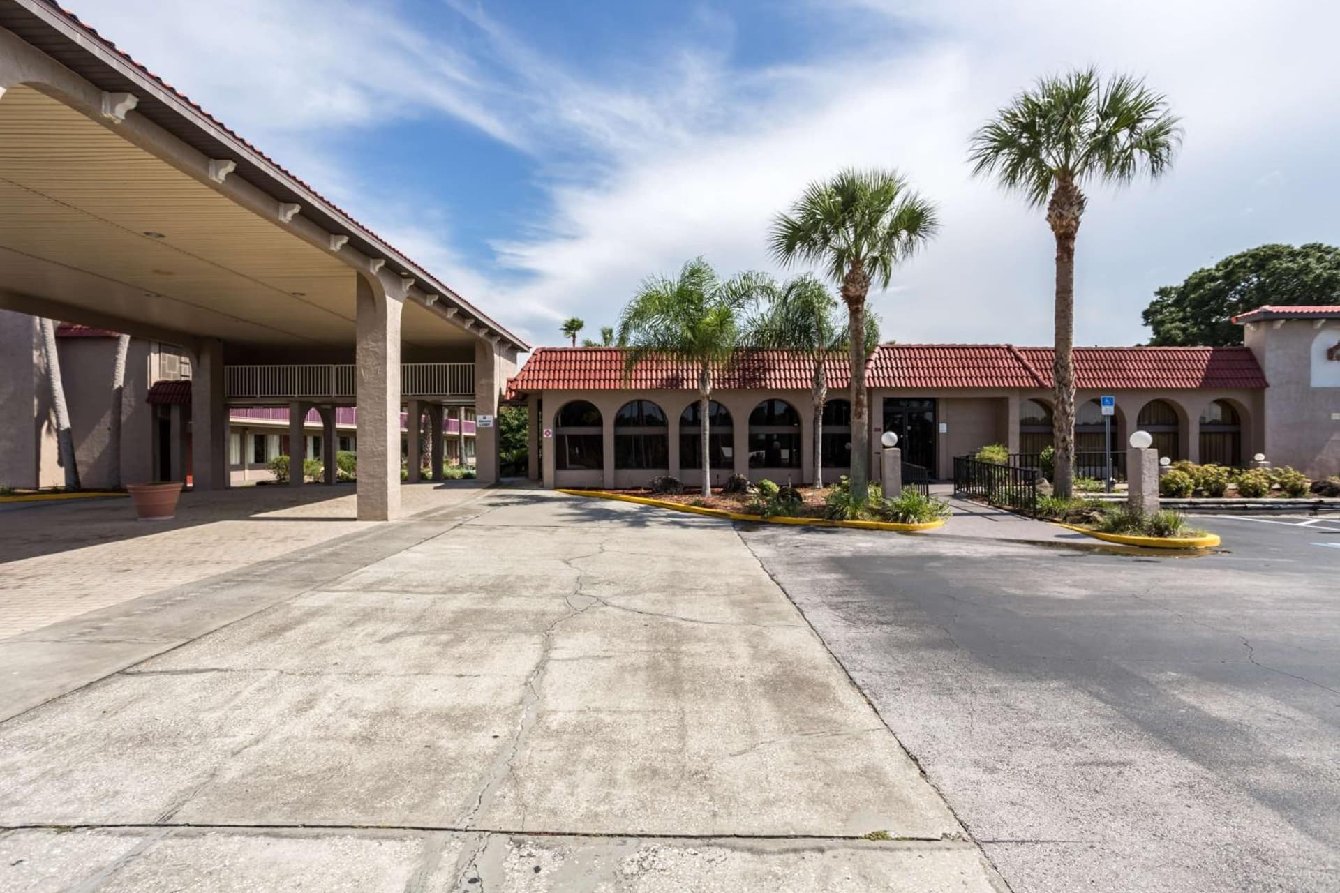 Motel 6-Spring Hill, FL - Weeki Wachee gallery photo in Weeki Wachee, FL — image 47