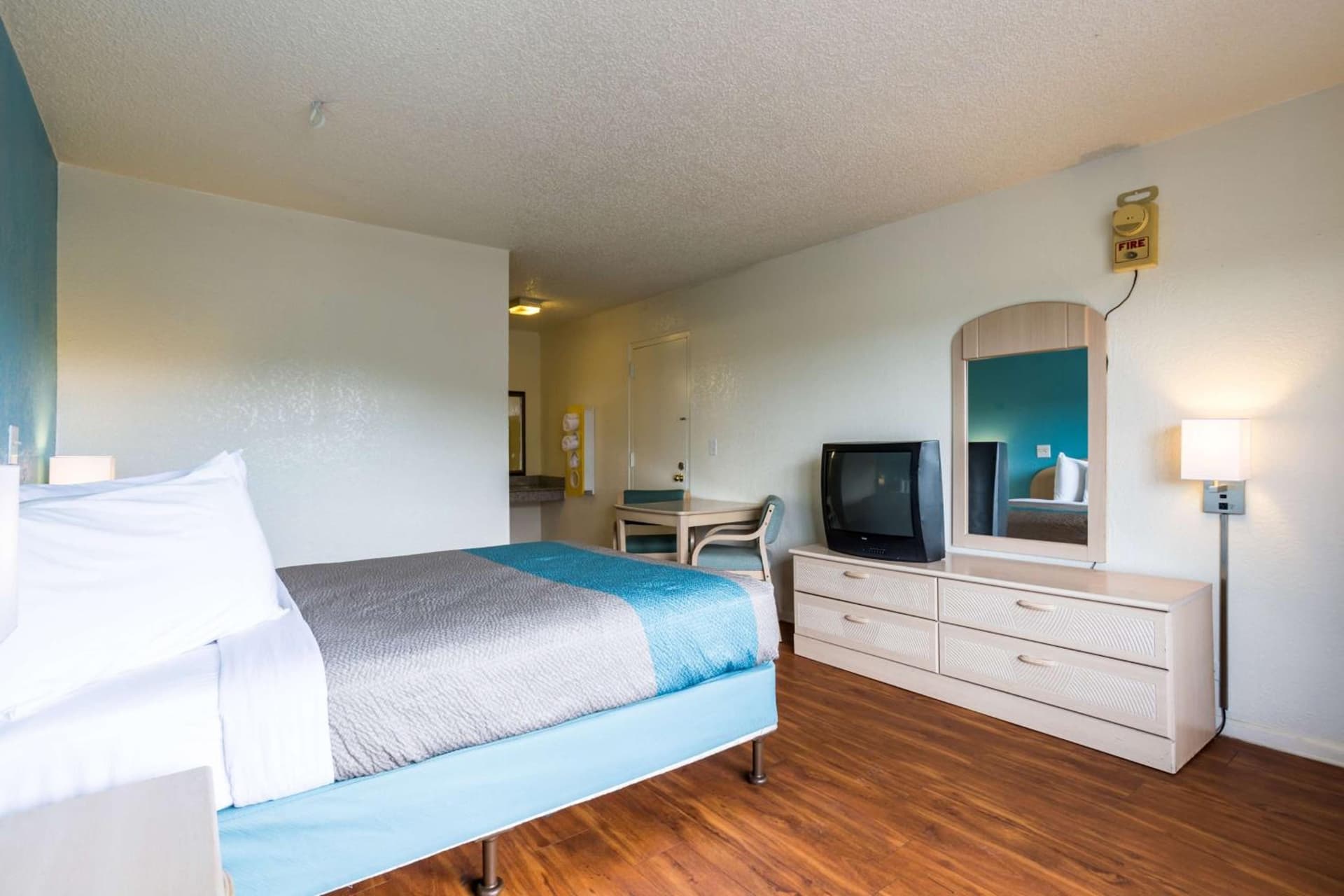 Motel 6-Spring Hill, FL - Weeki Wachee gallery photo in Weeki Wachee, FL — image 74