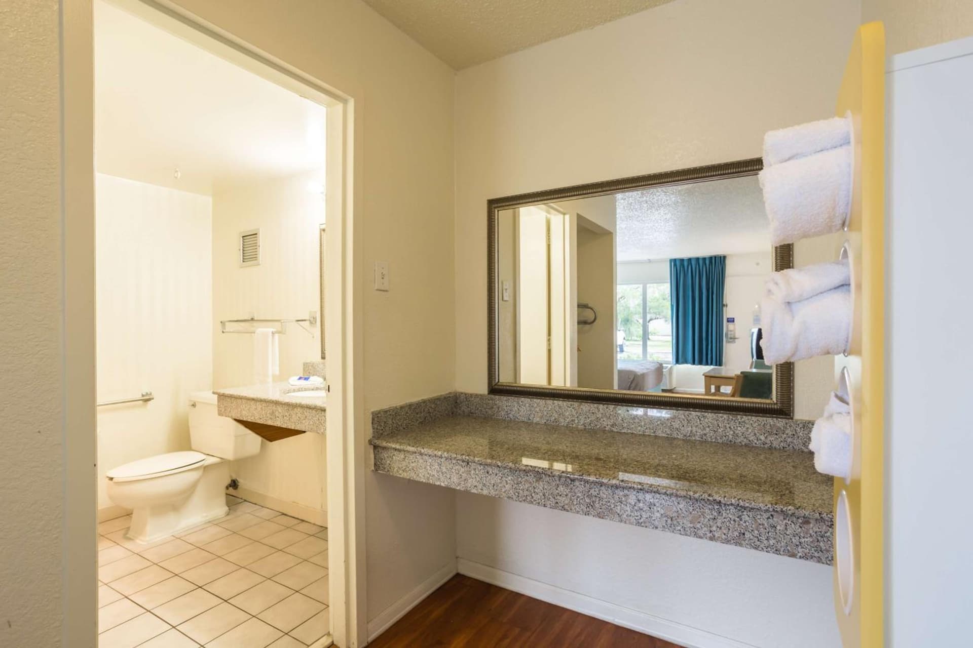Motel 6-Spring Hill, FL - Weeki Wachee gallery photo in Weeki Wachee, FL — image 61