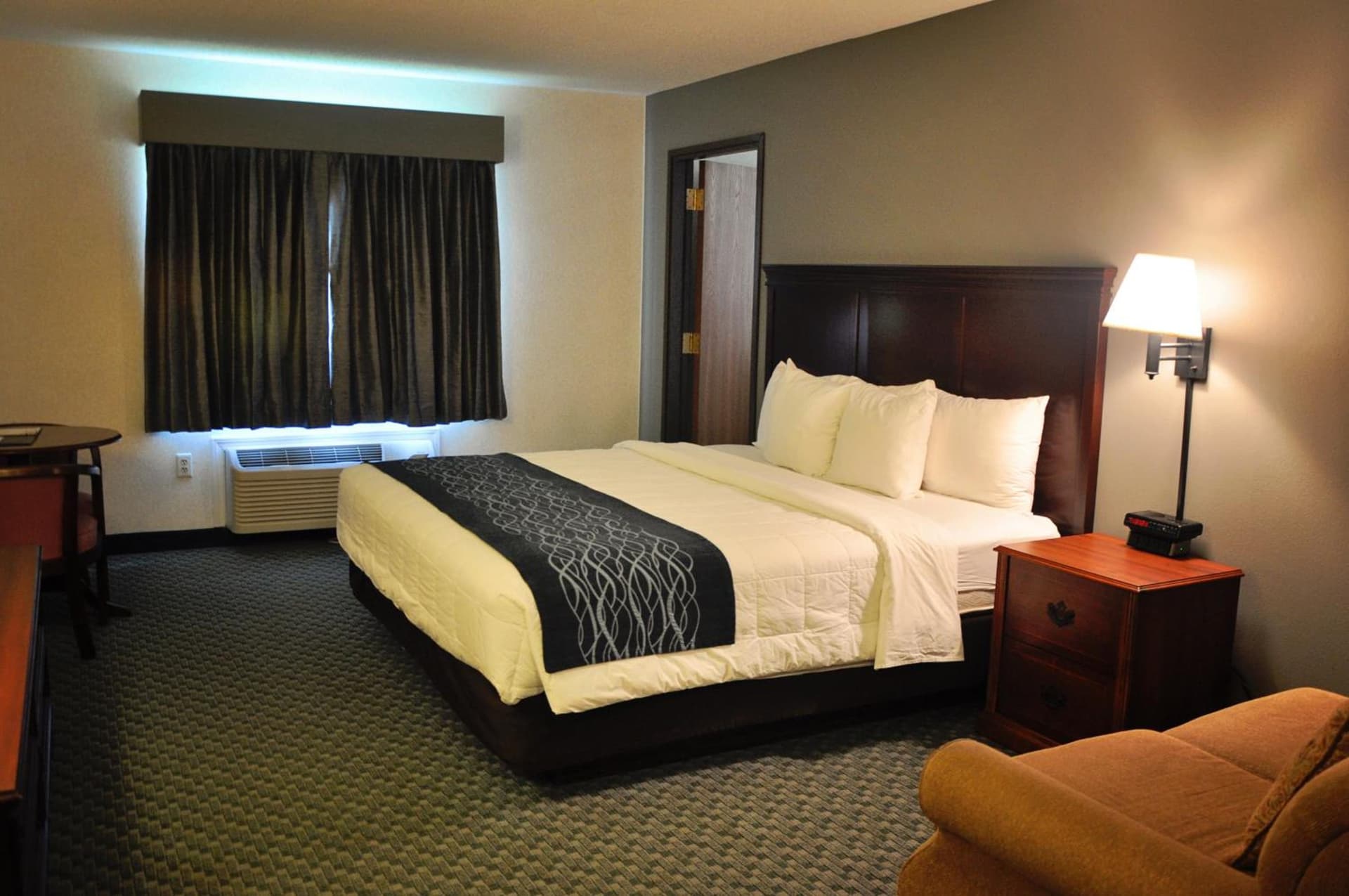 Dunes Express Inn and Suites gallery photo in Hart, MI — image 4