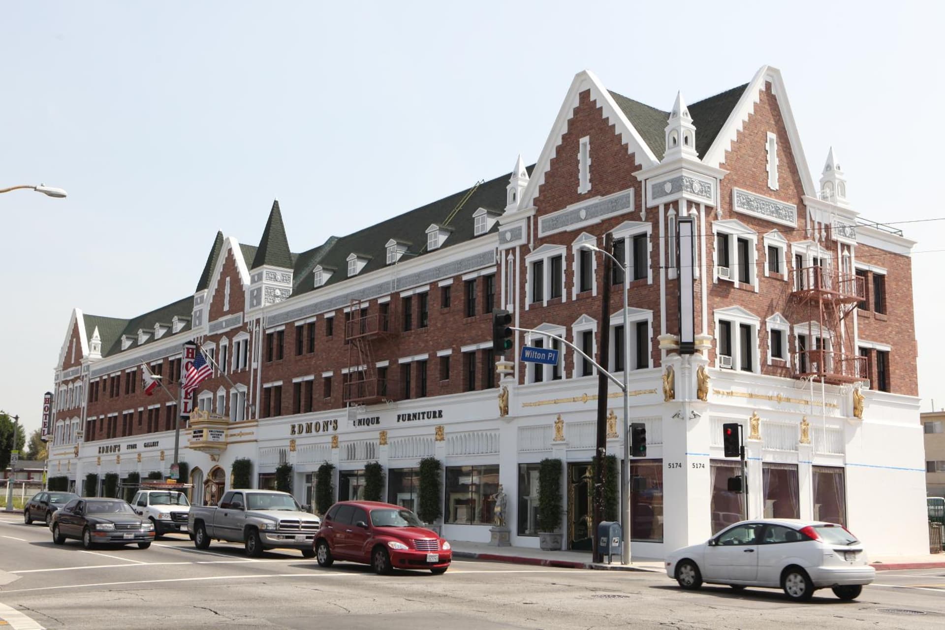Hollywood Historic Hotel property views in Los Angeles, CA — gallery photo 3