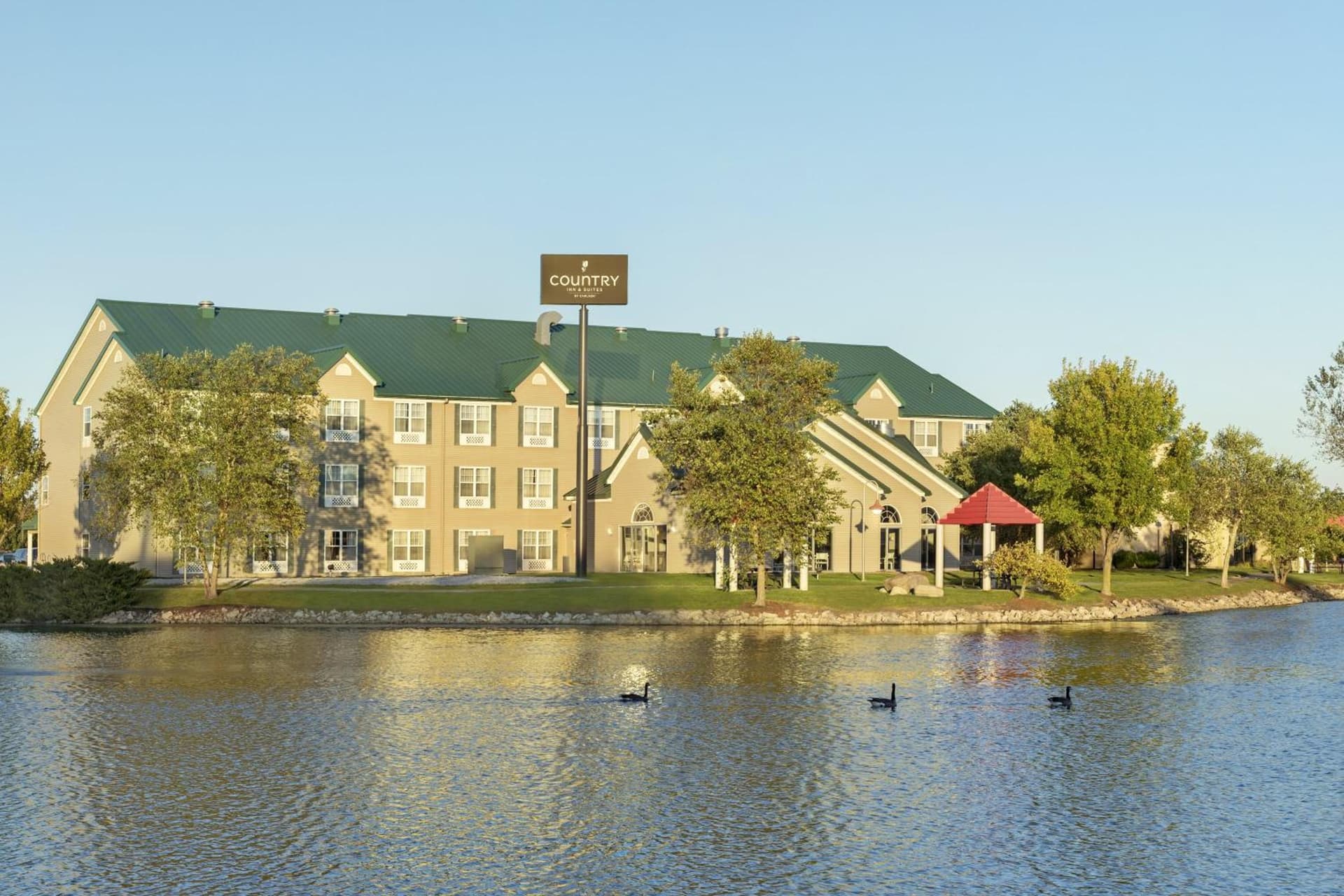Country Inn & Suites by Radisson, Ankeny - Des Moines gallery photo in Ankeny, IA — image 14