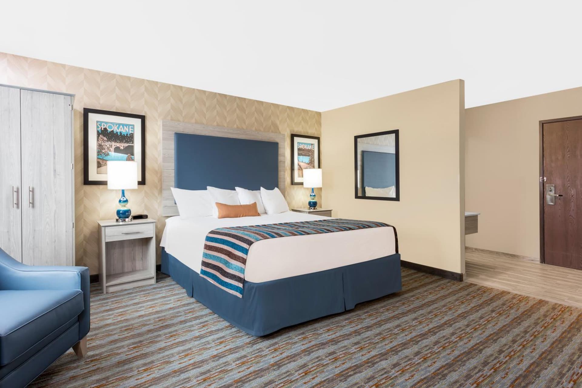 SilverStone Inn & Suites Spokane Valley interior in Spokane Valley, WA — gallery photo 2