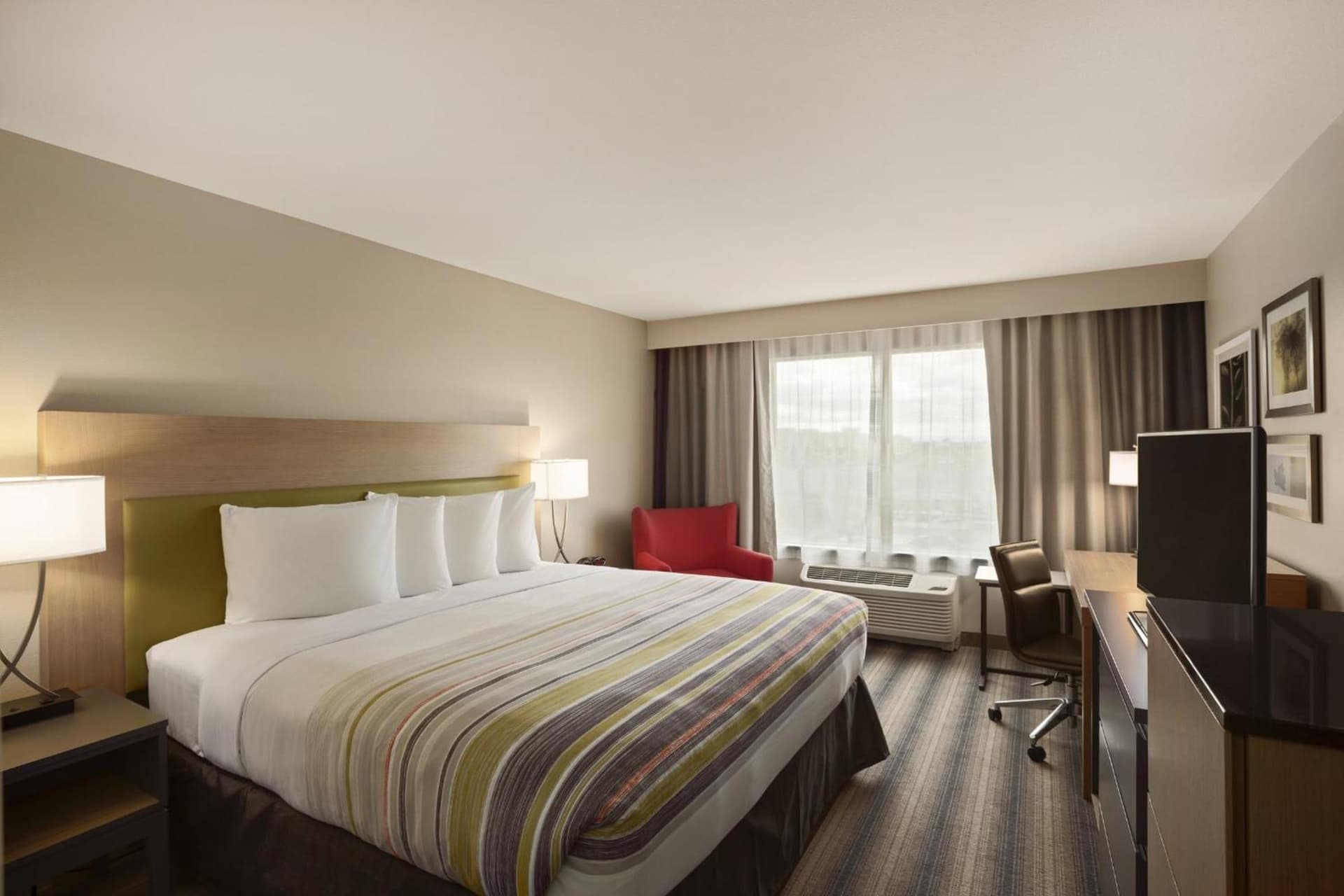 Country Inn & Suites by Radisson, Charlottesville-UVA, VA gallery photo in Charlottesville, VA — image 52
