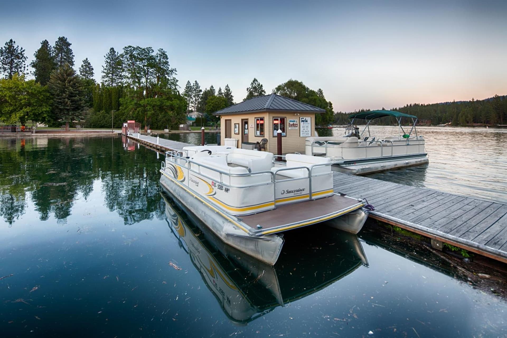 Red Lion Templin's Hotel on the River property views in Post Falls, ID — gallery photo 3