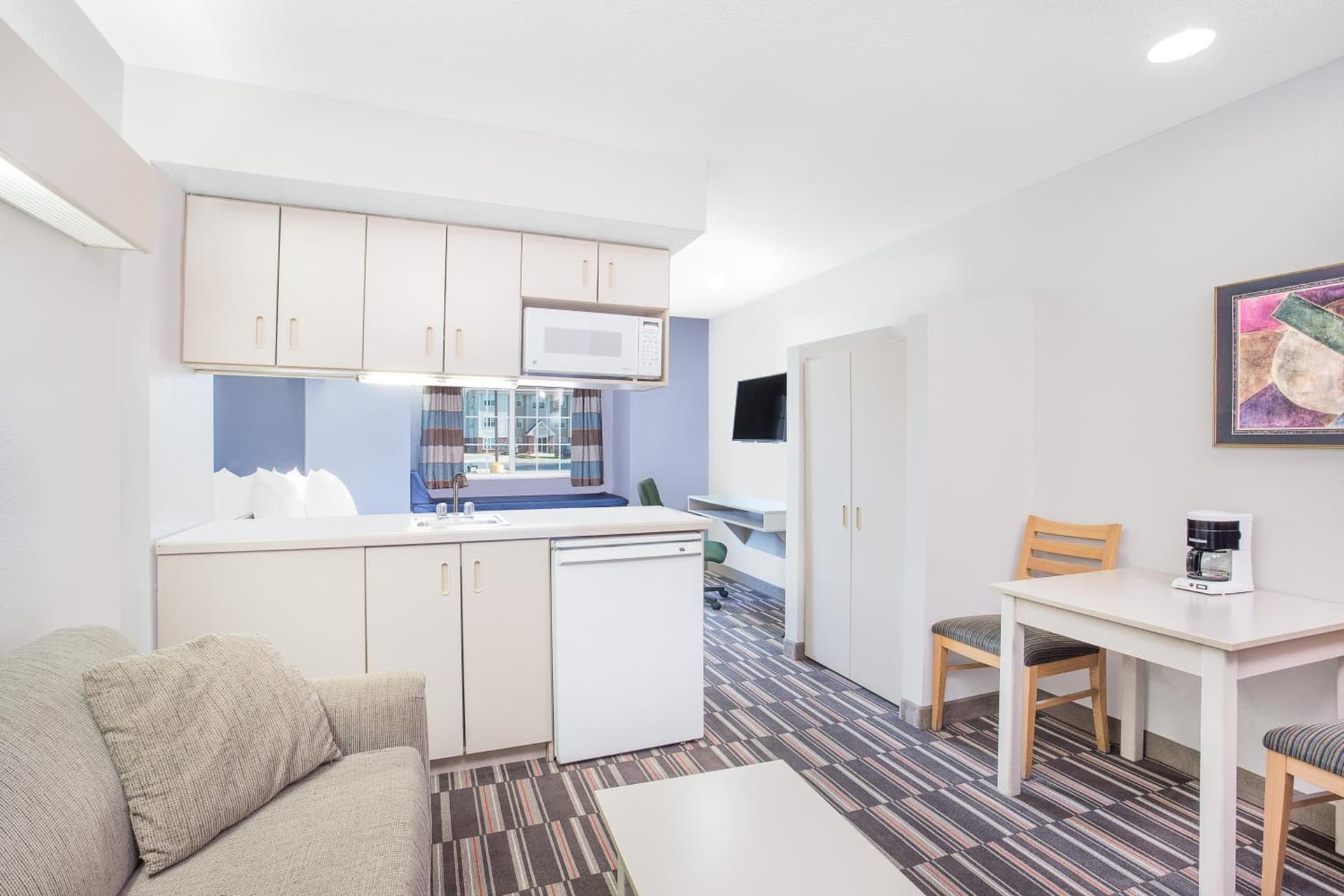 Microtel Inn and Suites by Wyndham Appleton gallery photo in Appleton, WI — image 11