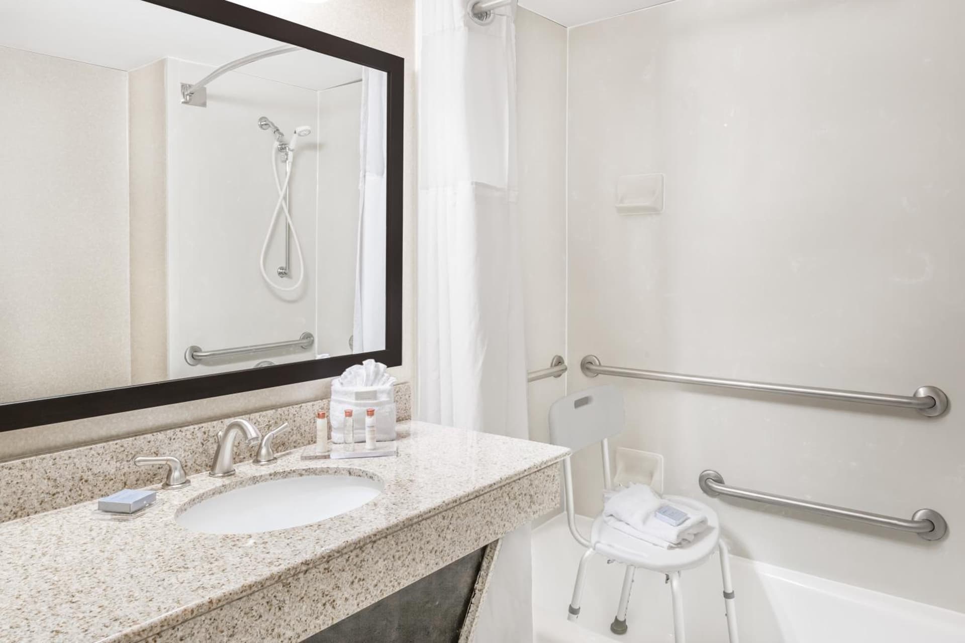 Wingate by Wyndham Wilmington gallery photo in Wilmington, NC — image 52