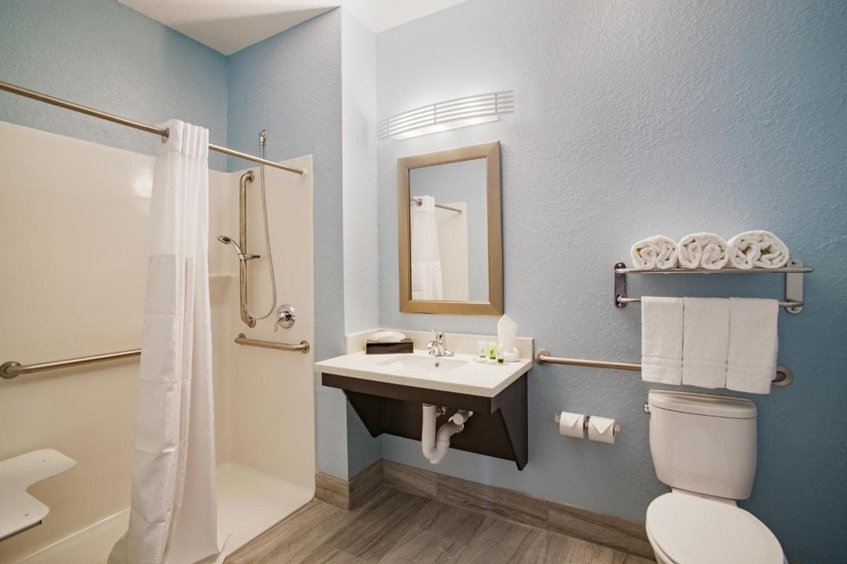 Iris Garden Inn property views in Savannah, GA — gallery photo 3
