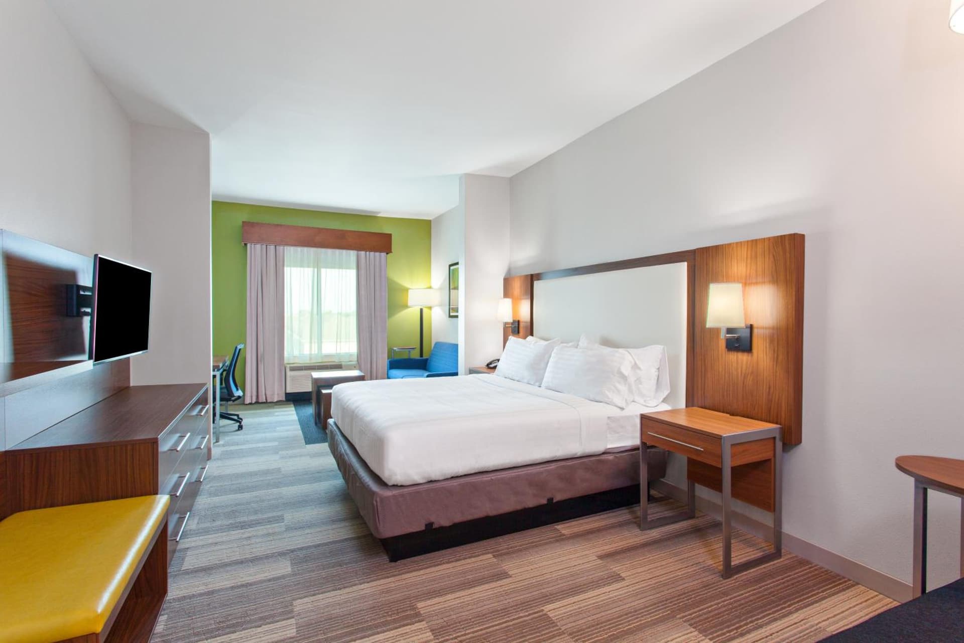 Holiday Inn Express & Suites Houston S - Medical Ctr Area by IHG property views in Houston, TX — gallery photo 3