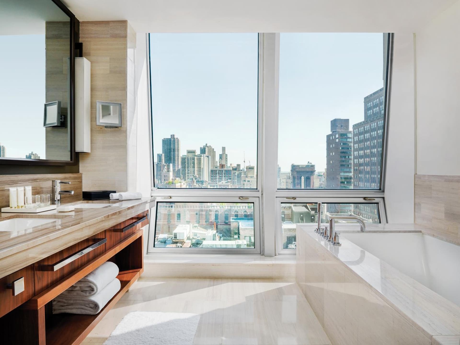 The Langham, New York, Fifth Avenue gallery photo in New York, NY — image 31