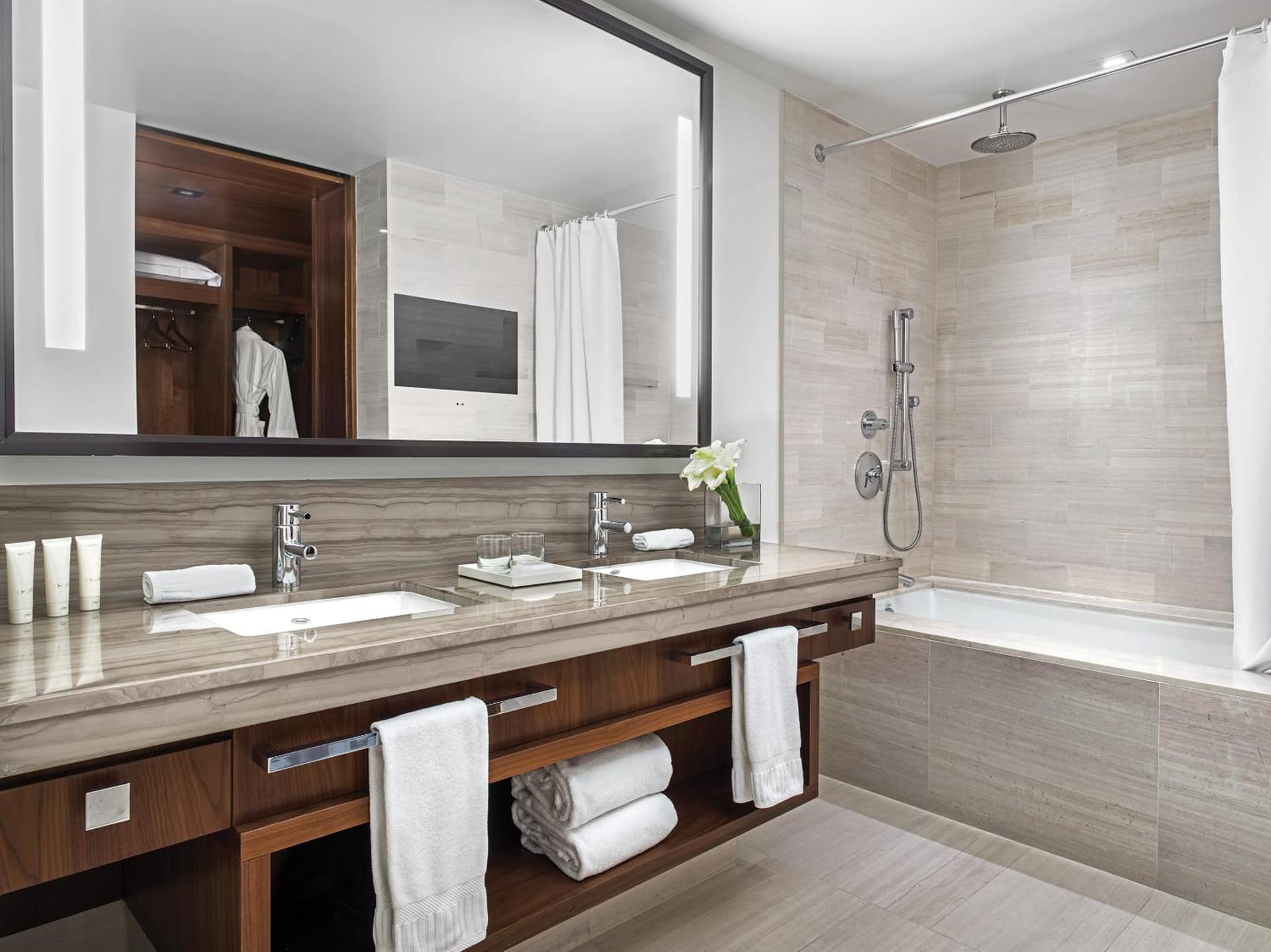 The Langham, New York, Fifth Avenue interior in New York, NY — gallery photo 2