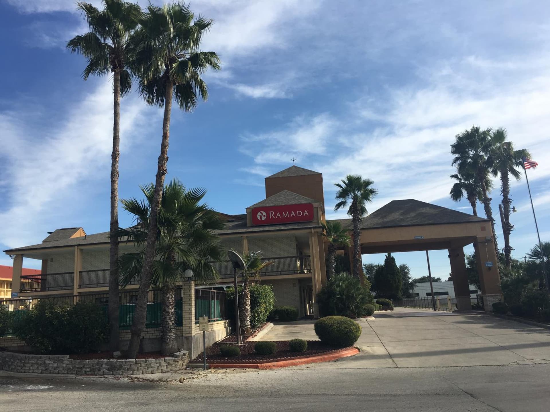 Ramada by Wyndham San Antonio Near SeaWorld - Lackland AFB gallery photo in San Antonio, TX — image 33