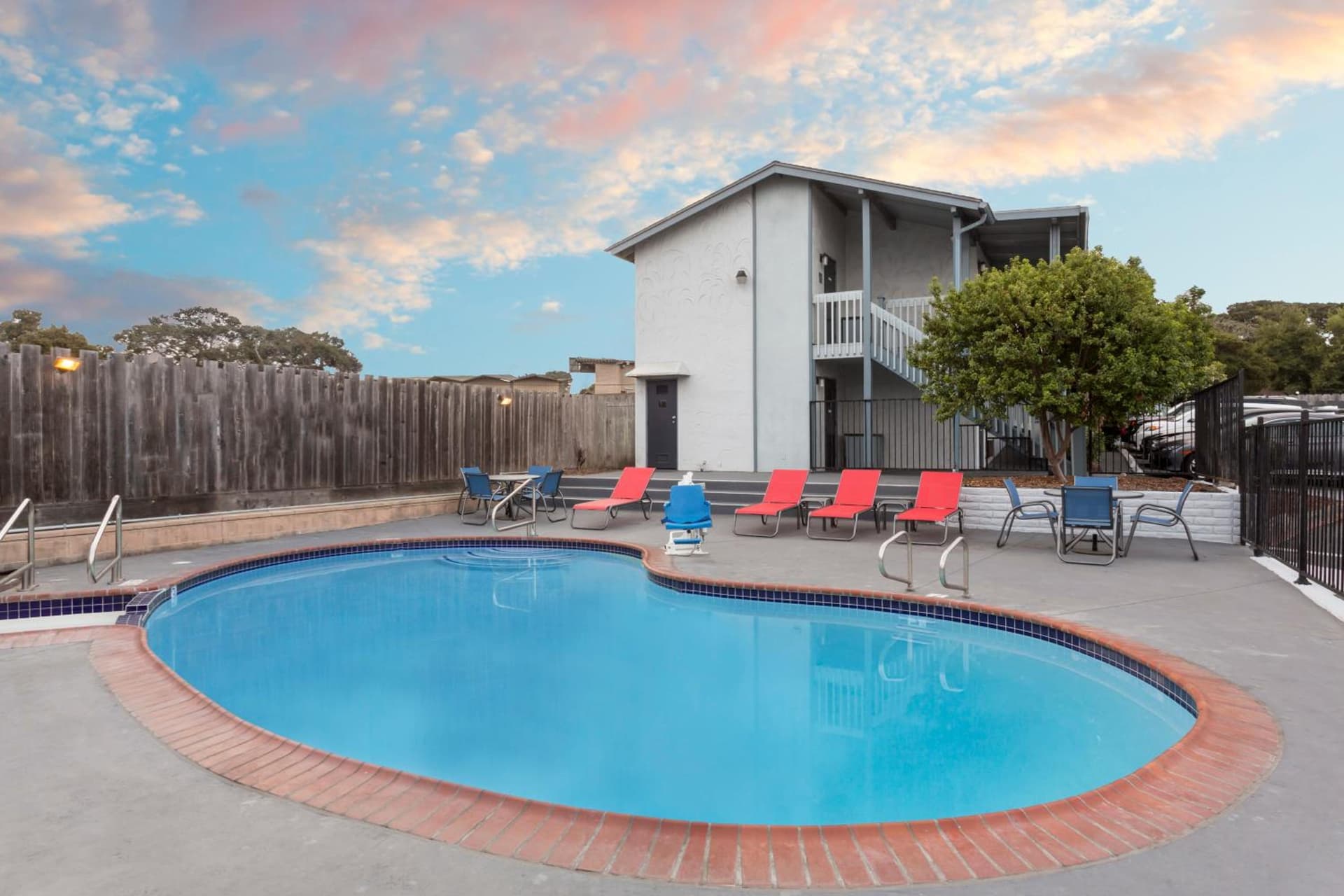 Ramada by Wyndham Monterey gallery photo in Monterey, CA — image 34