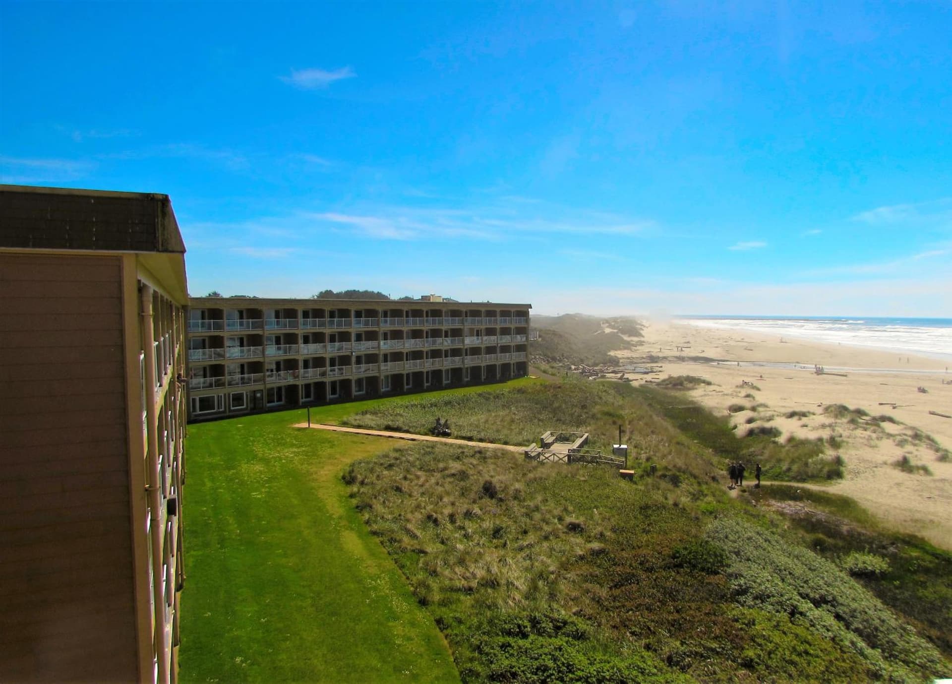 Driftwood Shores Resort featured exterior or lobby in Florence, OR — similar hotel