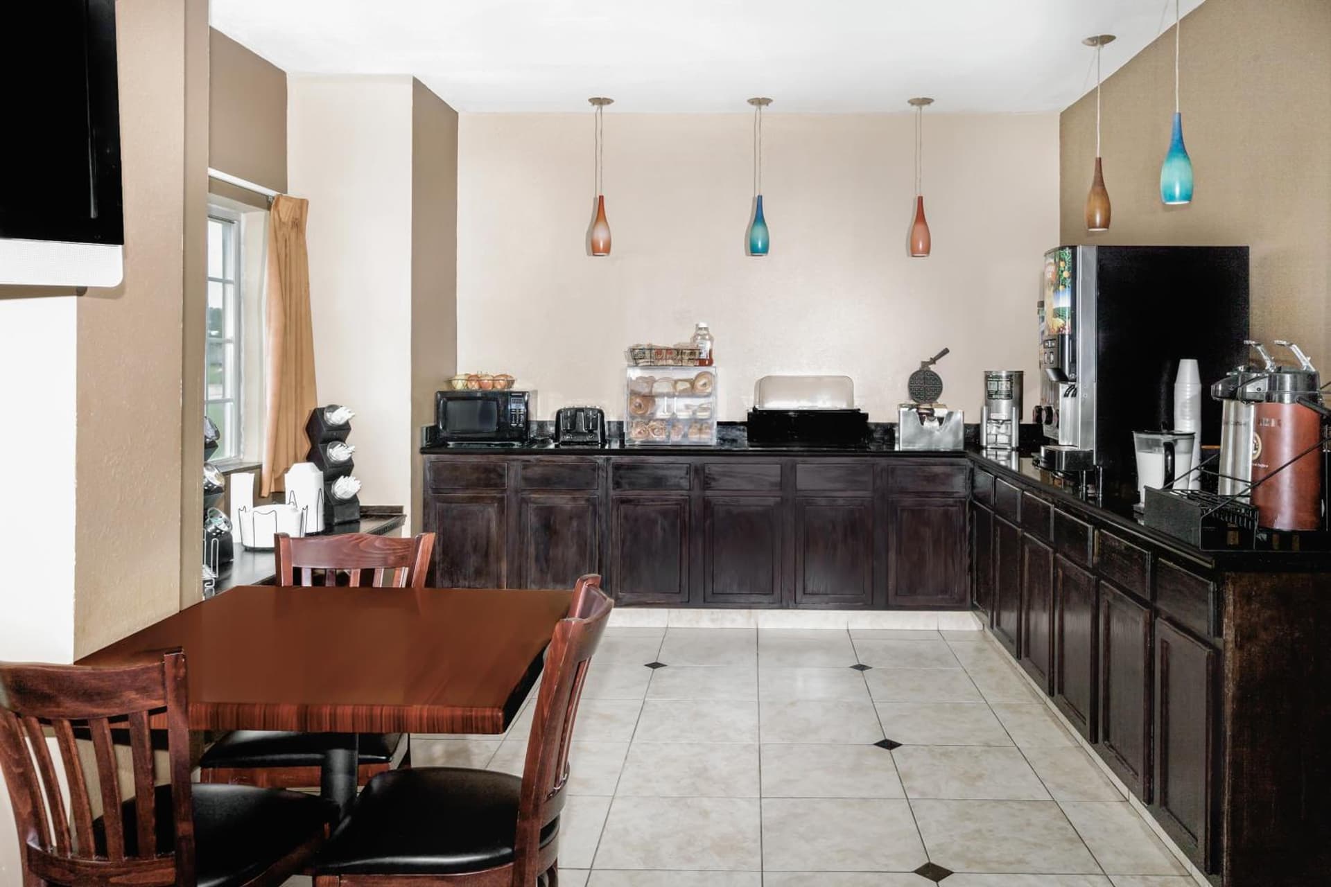 Microtel Inn and Suites Lafayette gallery photo in Lafayette, LA — image 7
