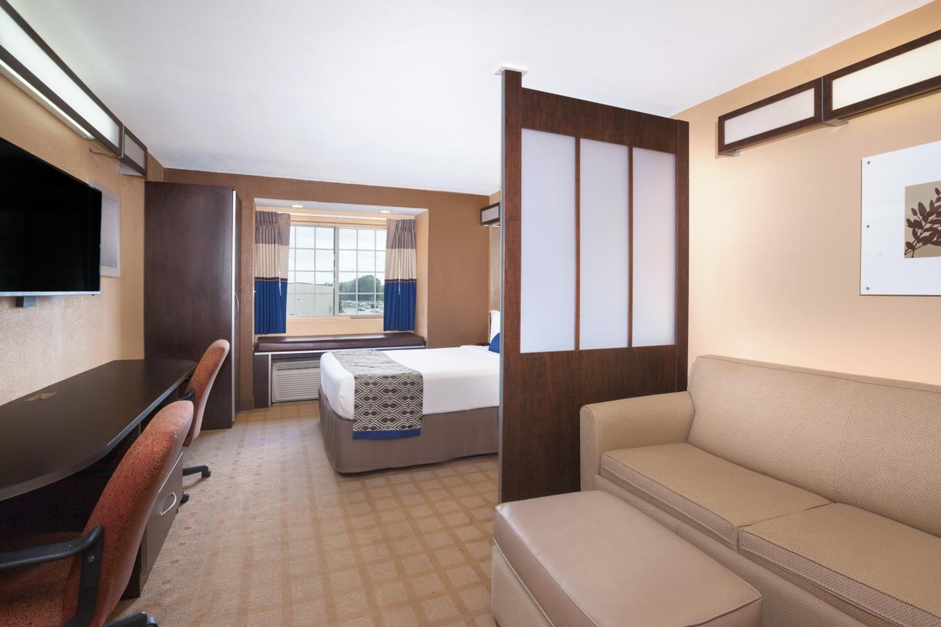 Microtel Inn and Suites Lafayette gallery photo in Lafayette, LA — image 12