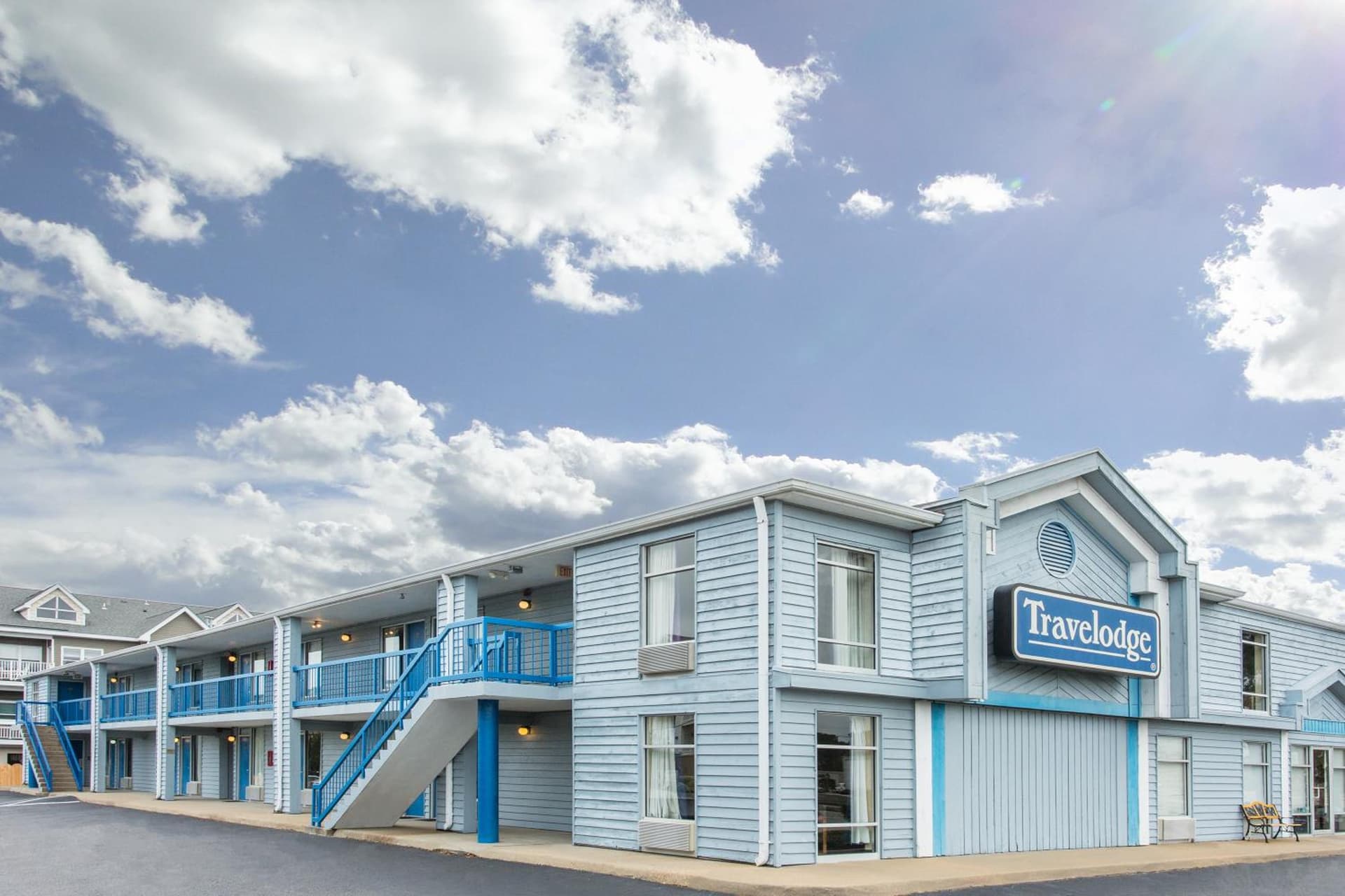 Travelodge by Wyndham Virginia Beach Bay Beach interior in Virginia Beach, VA — gallery photo 2