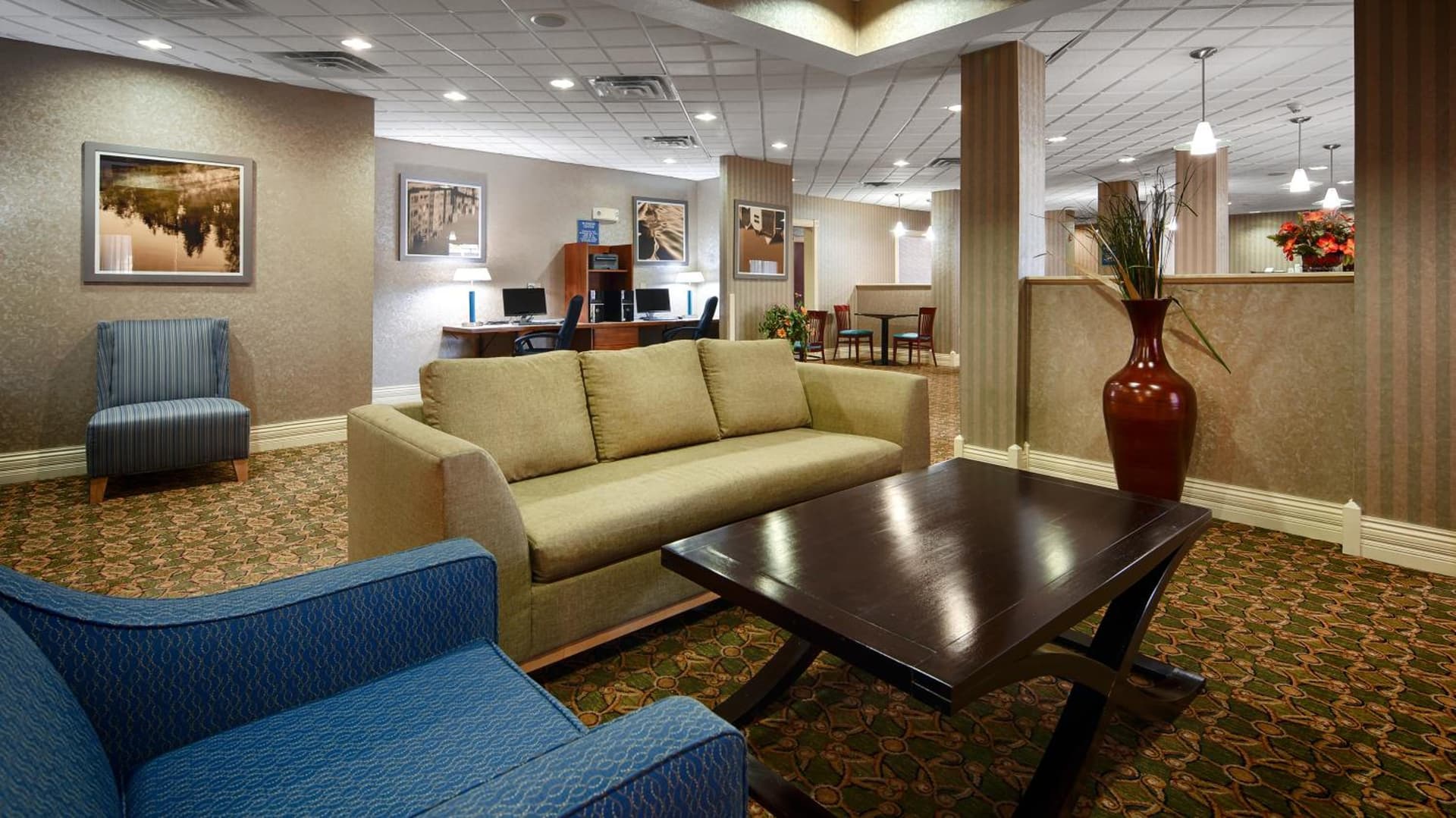 Best Western Plus Kalamazoo Suites gallery photo in Kalamazoo, MI — image 12