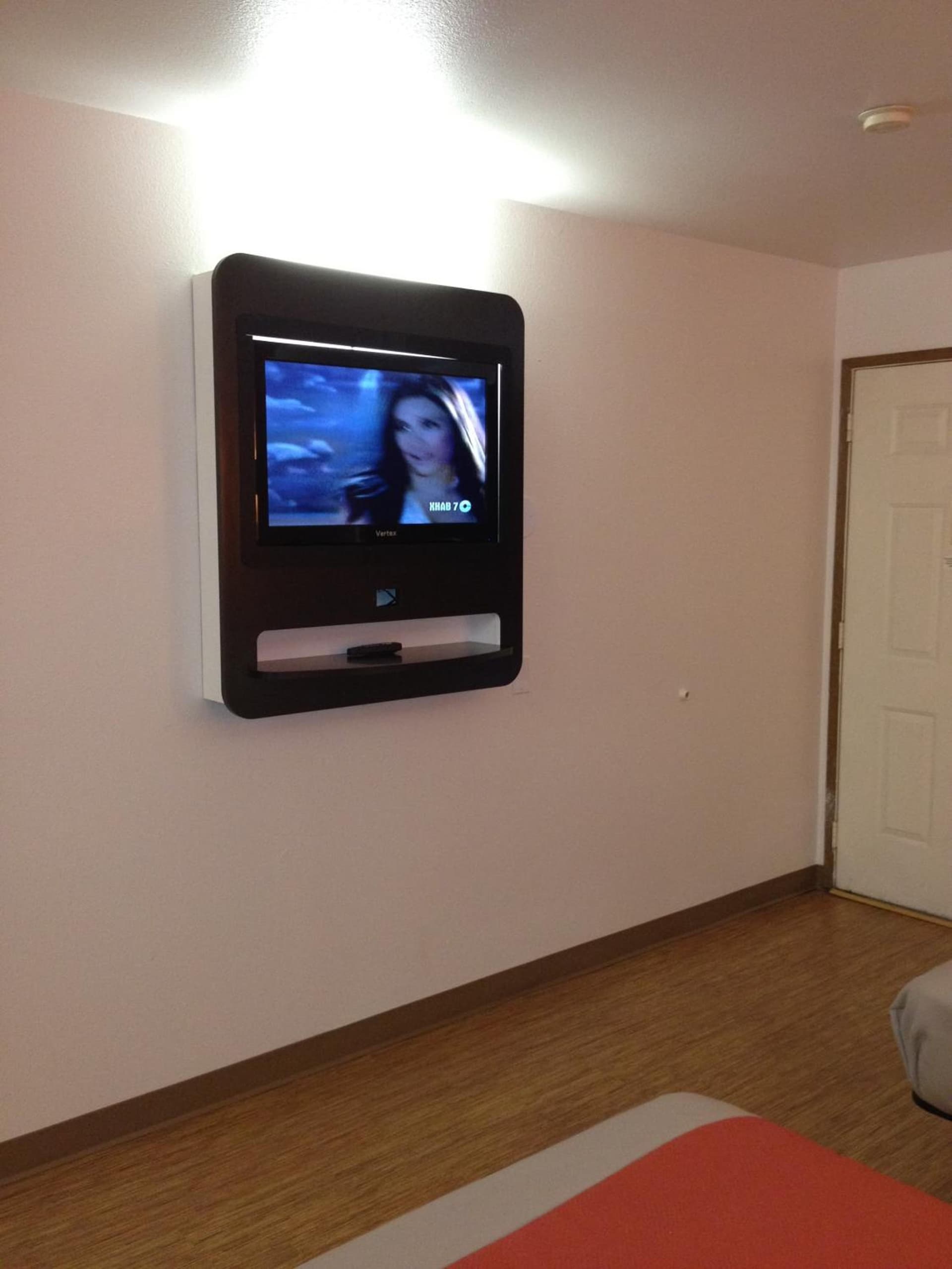 Motel 6-Brownsville, TX North interior in Brownsville, TX — gallery photo 2
