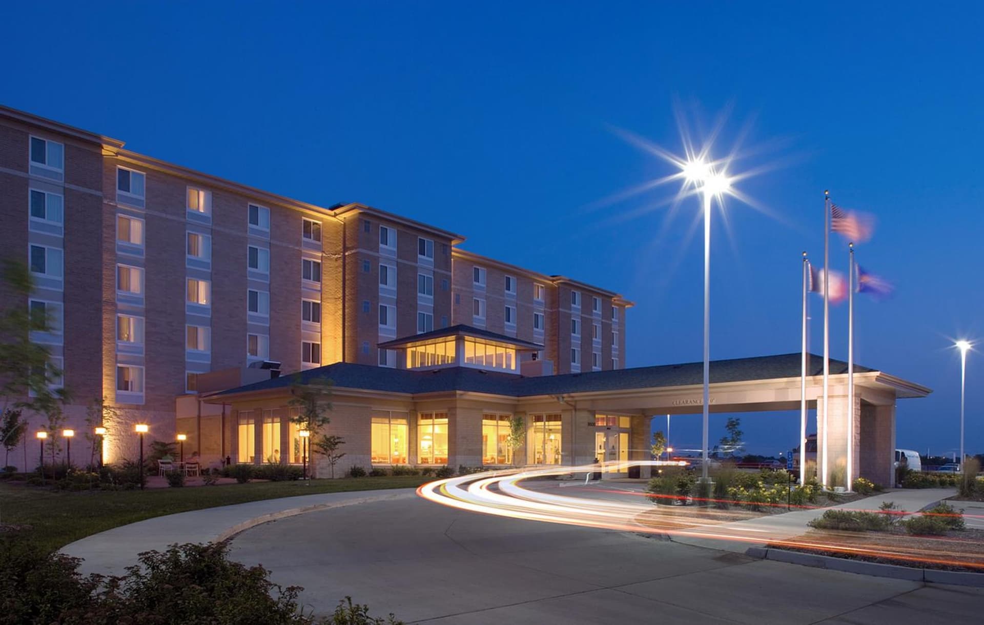 Hilton Garden Inn Des Moines/Urbandale featured exterior or lobby in Urbandale, IA — similar hotel